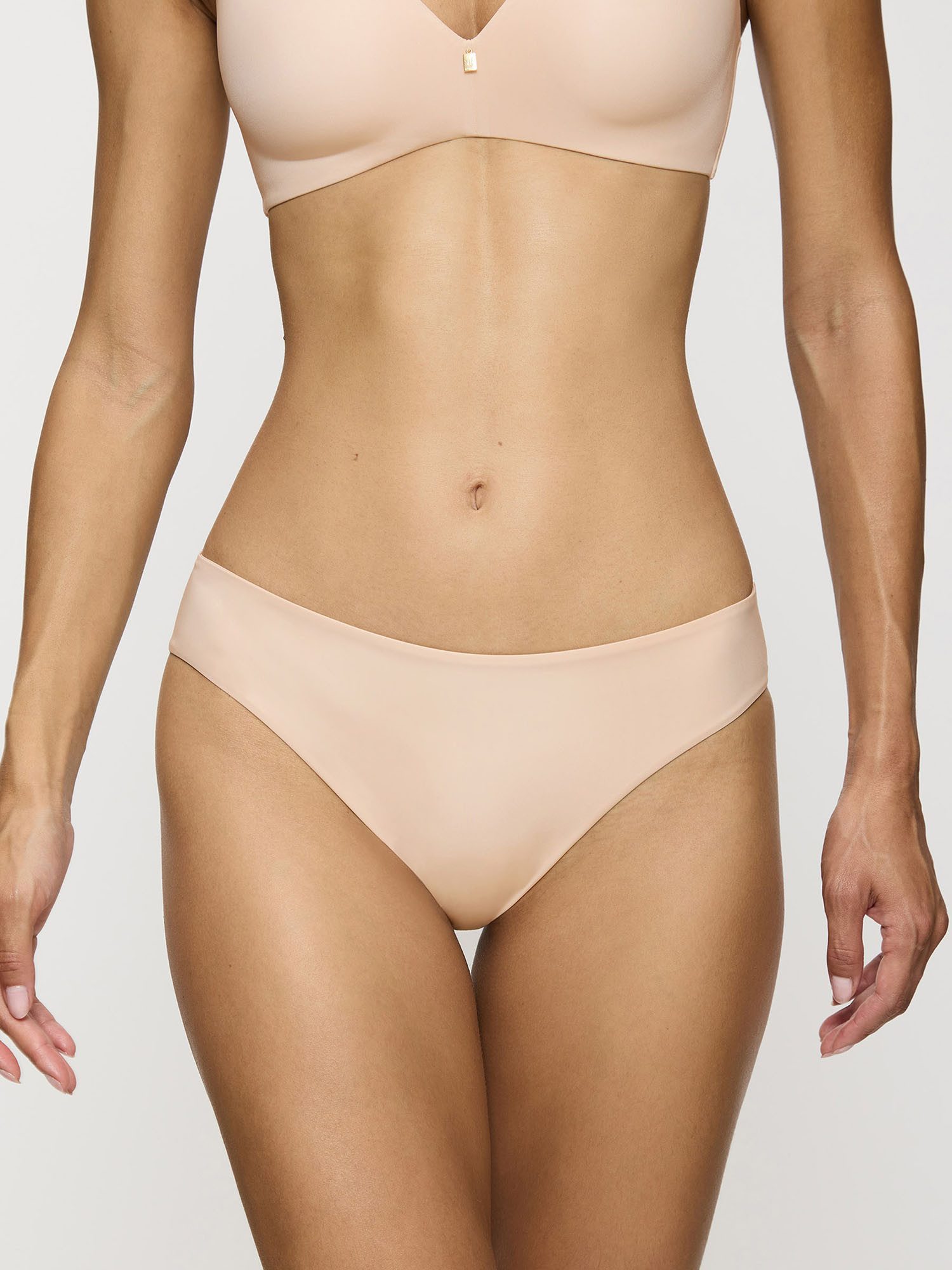 Triumph Tai-Slip Body Make-Up Essentials (2-St) Damen Frauen Mädchen