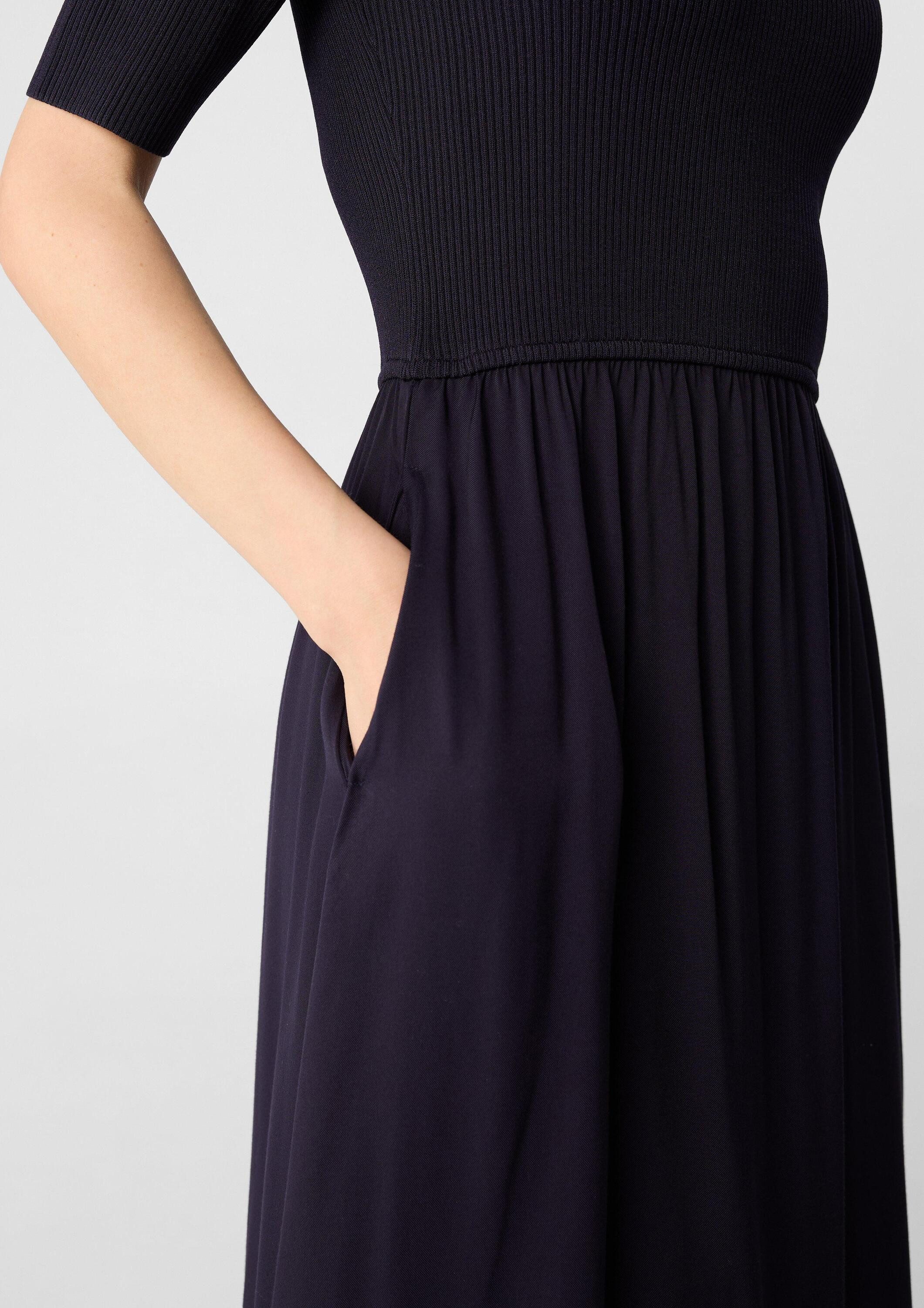 comma Midikleid Kleid Midikleid im Materialmix und Eingrifftaschen