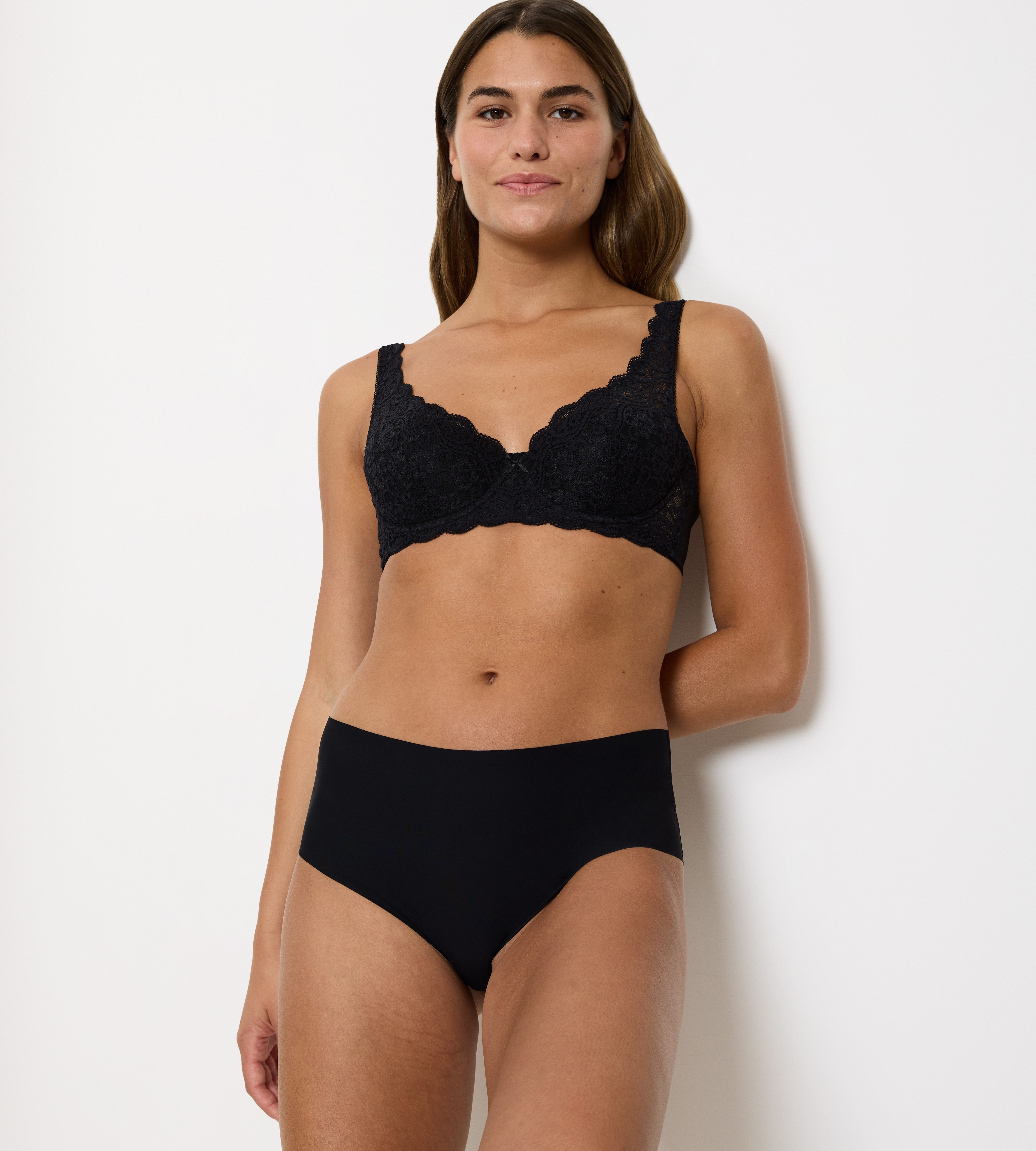 Triumph Balconette-BH Amourette Stretch-Spitze, weich, feminin, breite Träger