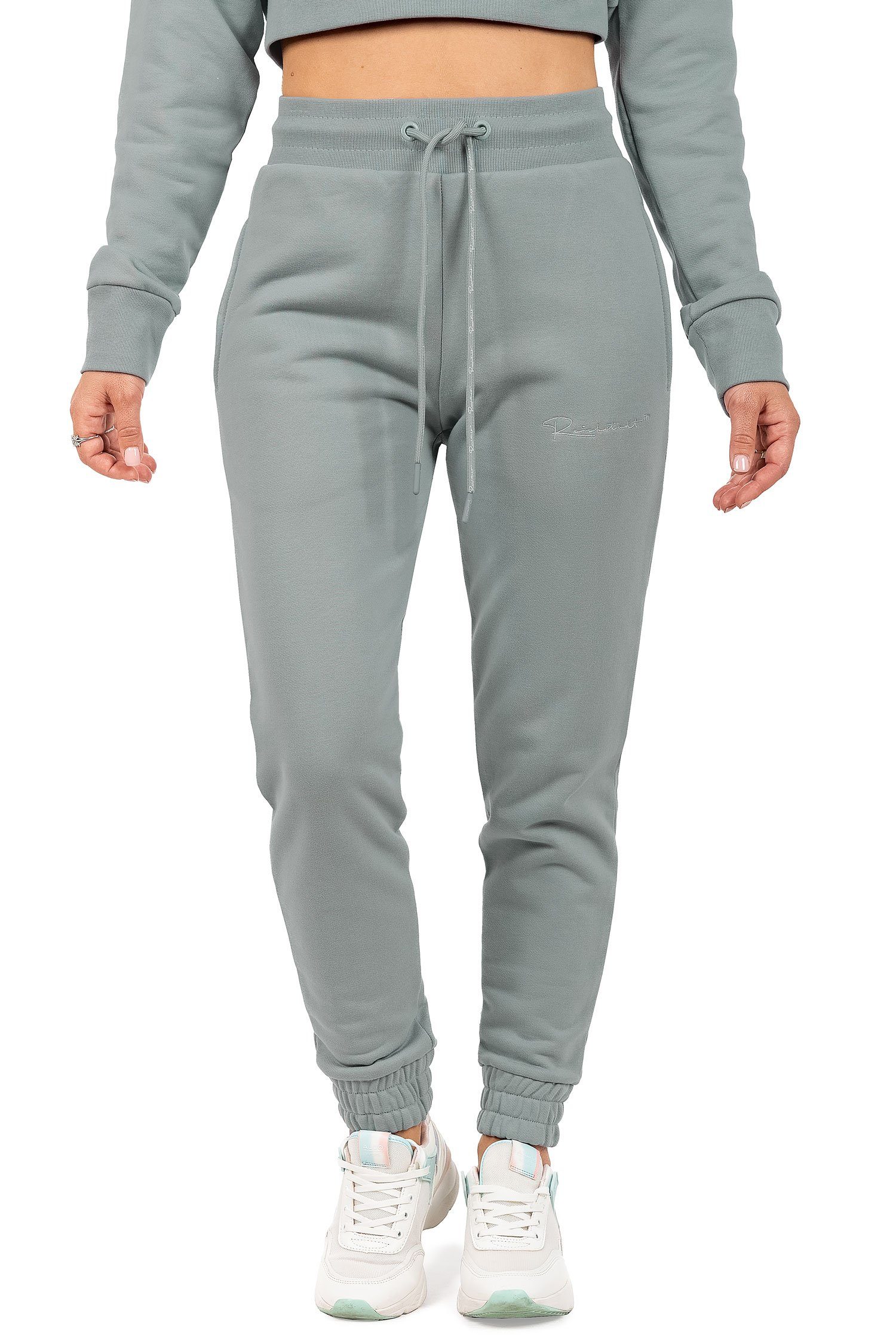 Reichstadt Jogginghose Casual Loose Fit Damen Jogger 23RSW039 (1-tlg) Mit Logo Stitching am Bein