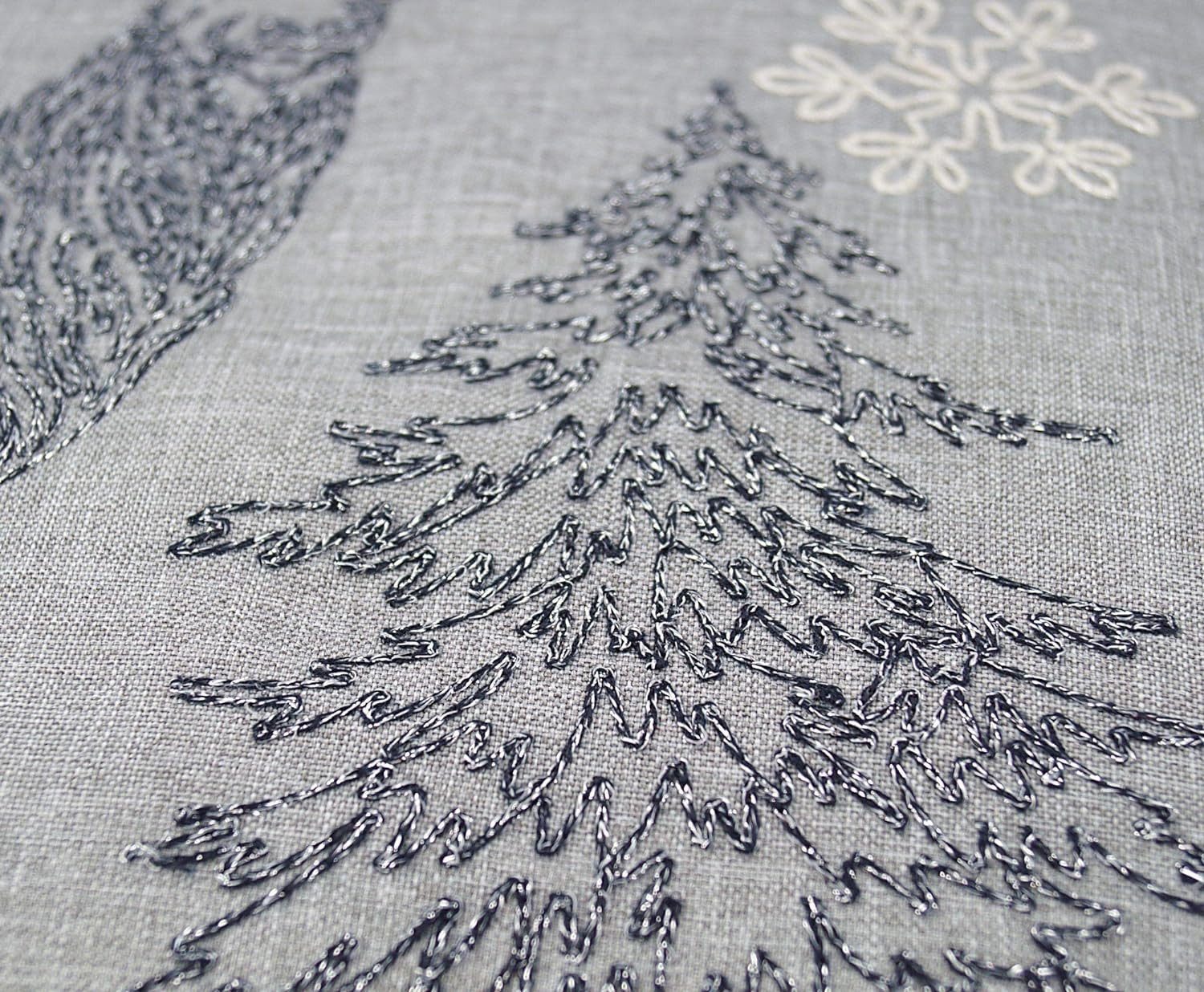 texpot Tischdecke Tischwäsche Stickerei Elch Winter Weihnachten (1-tlg)