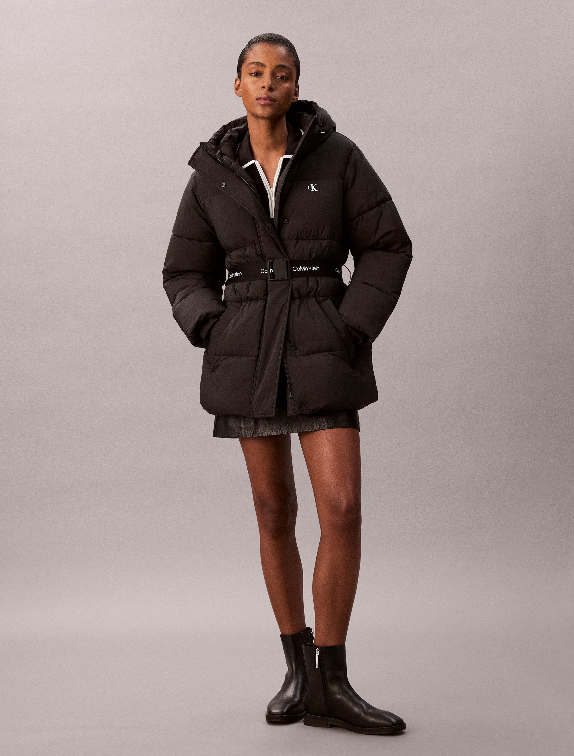 Calvin Klein Jeans Steppjacke BELTED MIDWEIGHT PUFFER Mit Rundhalsausschnitt, regular fit