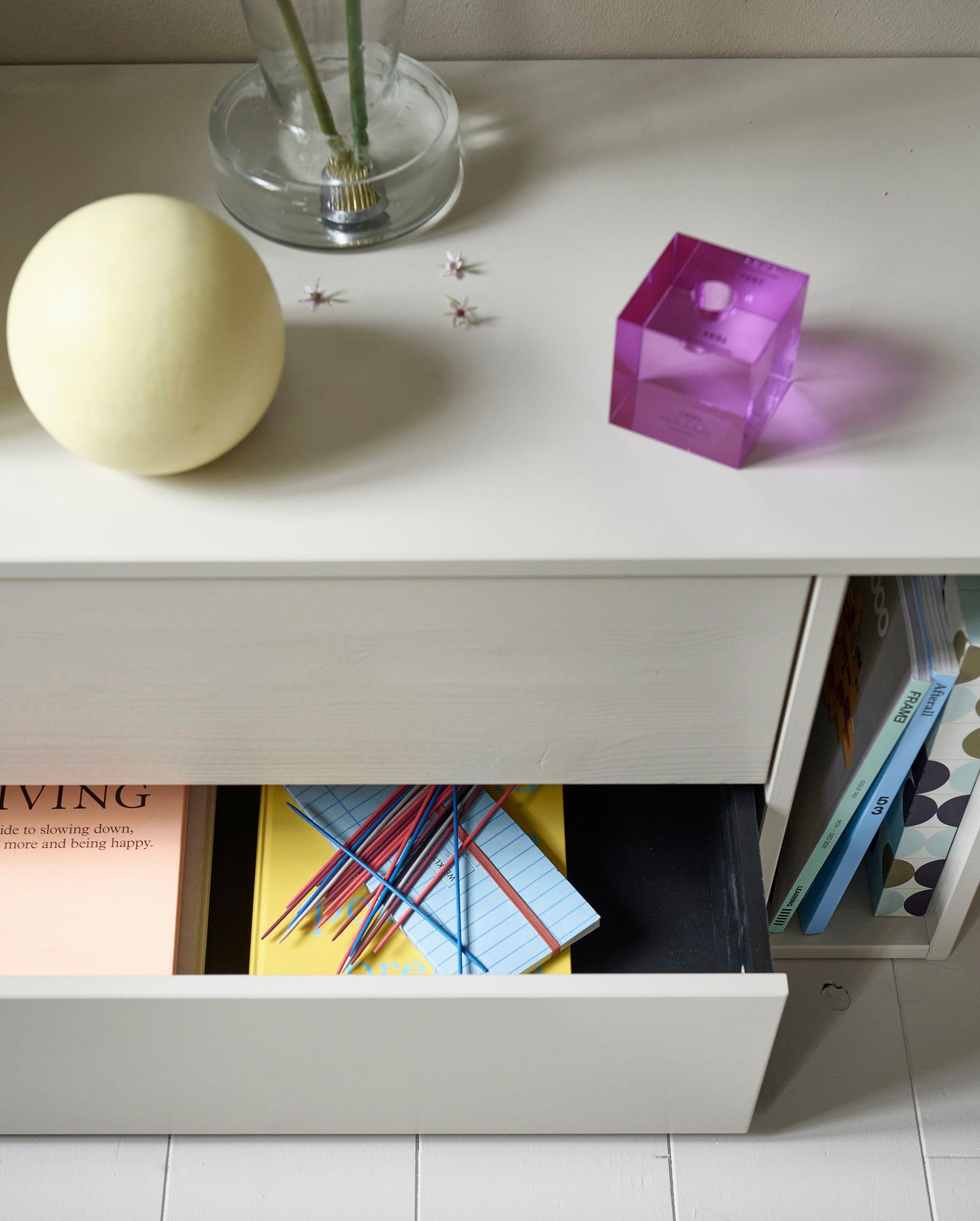 WOOOD Lowboard Settle TV-Kommode, mit zwei Schubladen, H 45 cm x B 200 cm