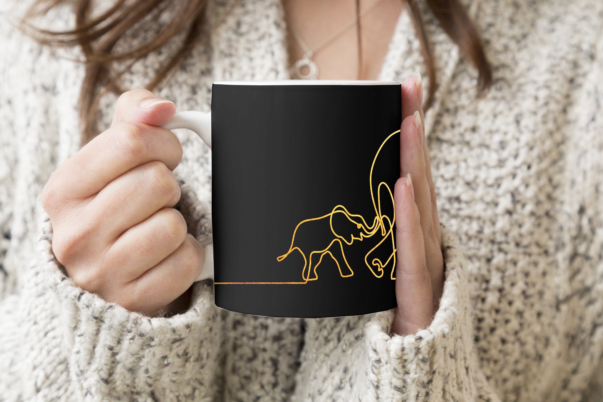 Teetasse, Schwarz Gold Geschenk Elefant Becher, - Keramik, Linie - Kaffeetassen, Teetasse, - - Einfach, MuchoWow Tasse