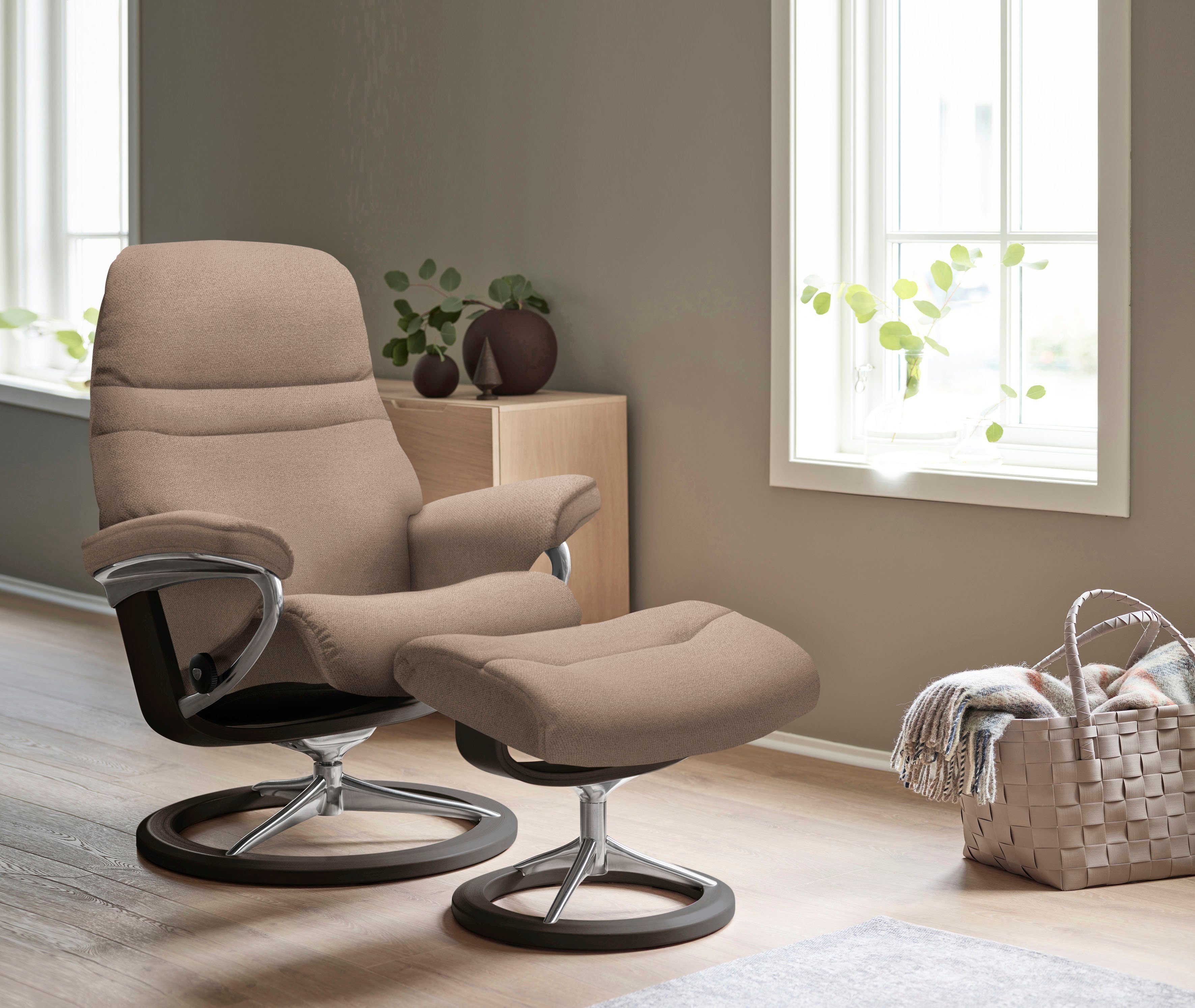 Stressless® Relaxsessel Sunrise (Set, Relaxsessel mit Hocker), mit Signature Base, Größe L, Gestell Wenge