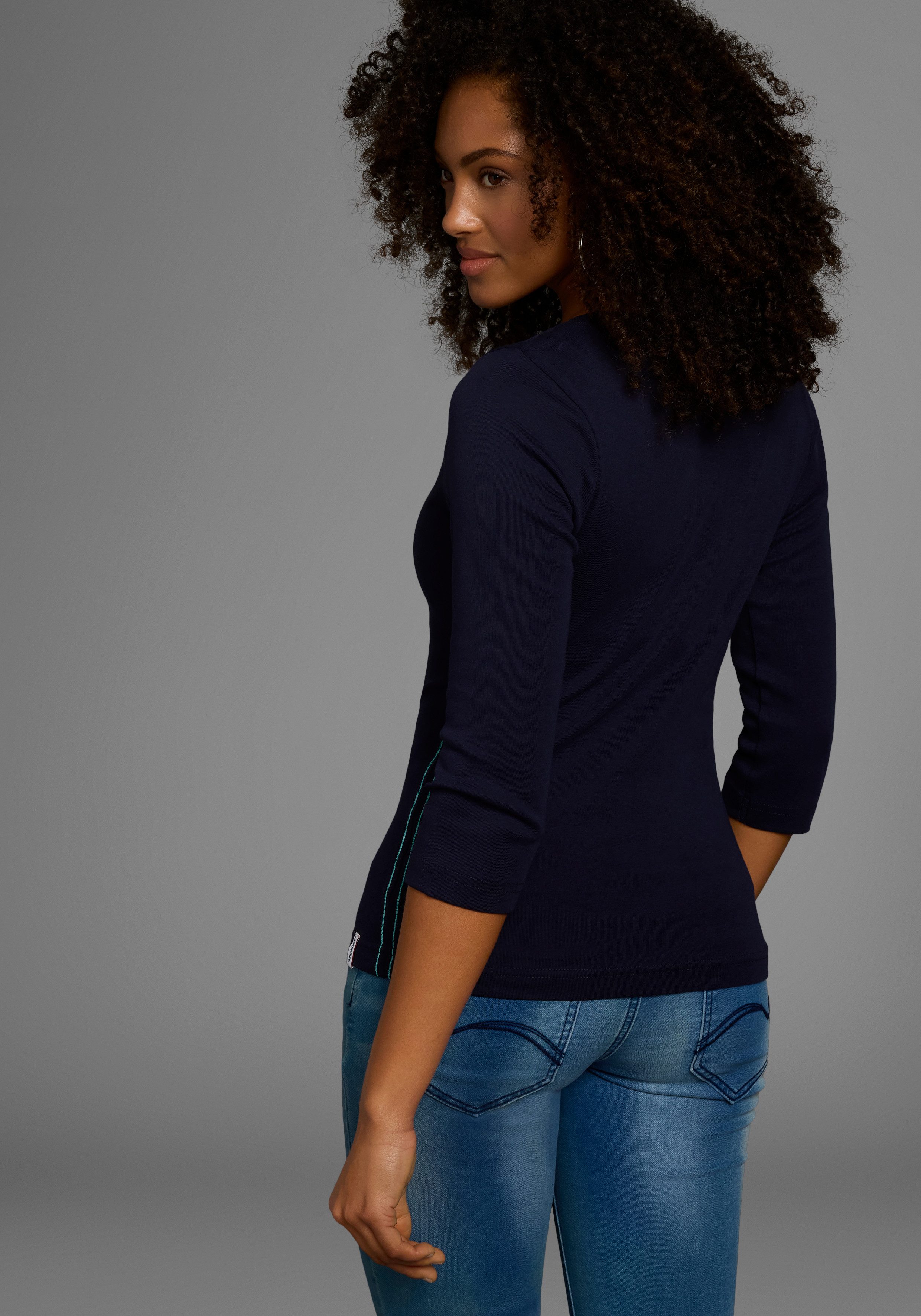 KangaROOS 3/4-Arm-Shirt 3/4-Arm, sehr figurbetont, mit Logodruck, Rundhalsa günstig online kaufen