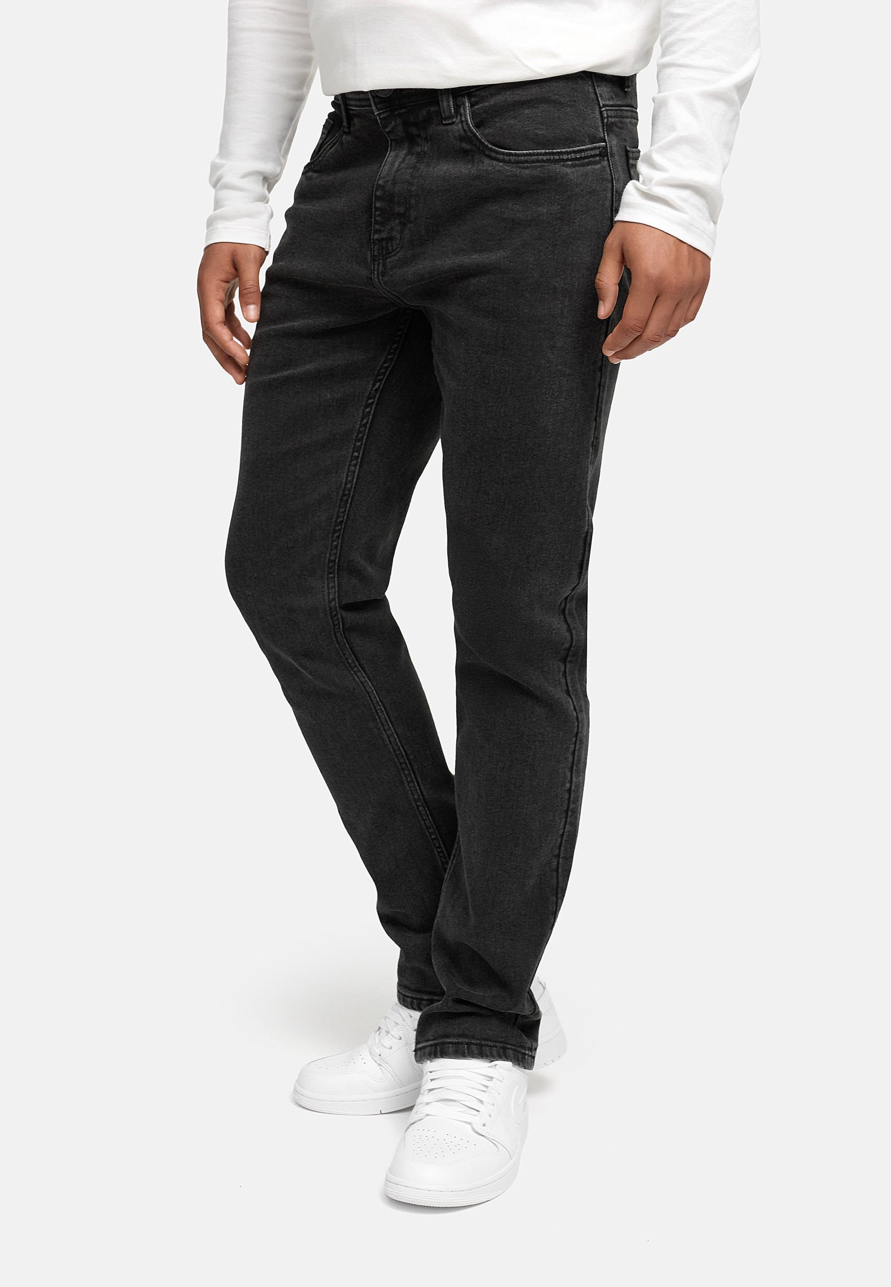 Indicode Regular-fit-Jeans Herren INValoy Jeanshose mit Stretch aus Baumwolle Bequeme Jeanshose in Regular Fit mit Stretch-Anteil für hohen Komfort
