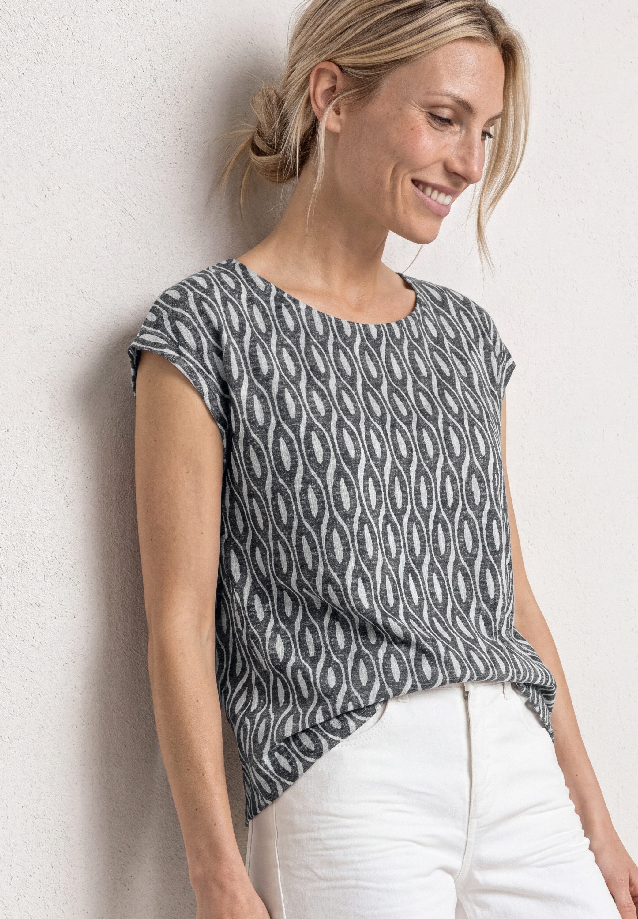 STREET ONE Shirttop Sommershirt im Ausbrenner-Look/mit Allover-Print