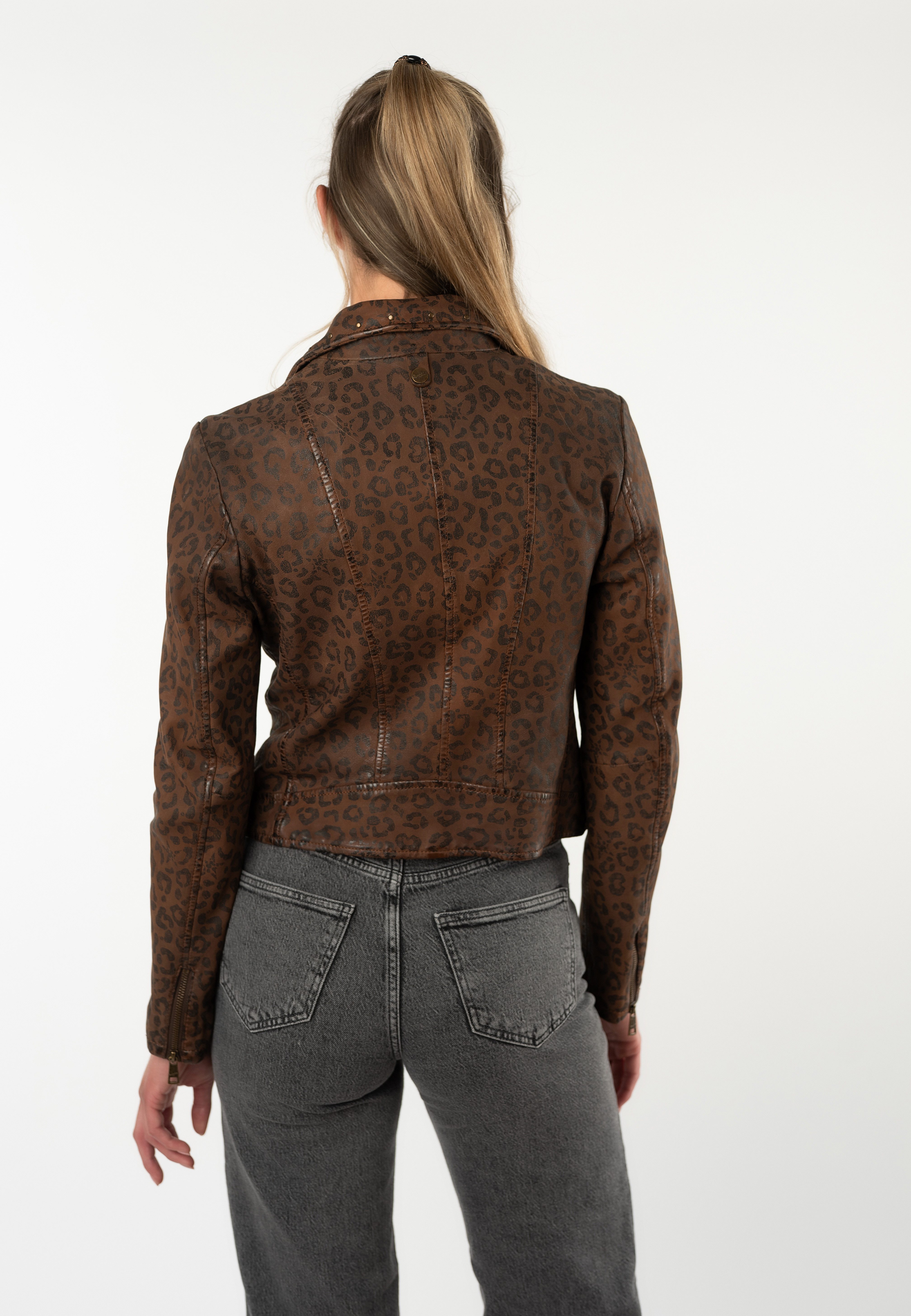 Mauritius Lederjacke MWNyxa mit dekorativem Nietenbesatz, Leo-Print