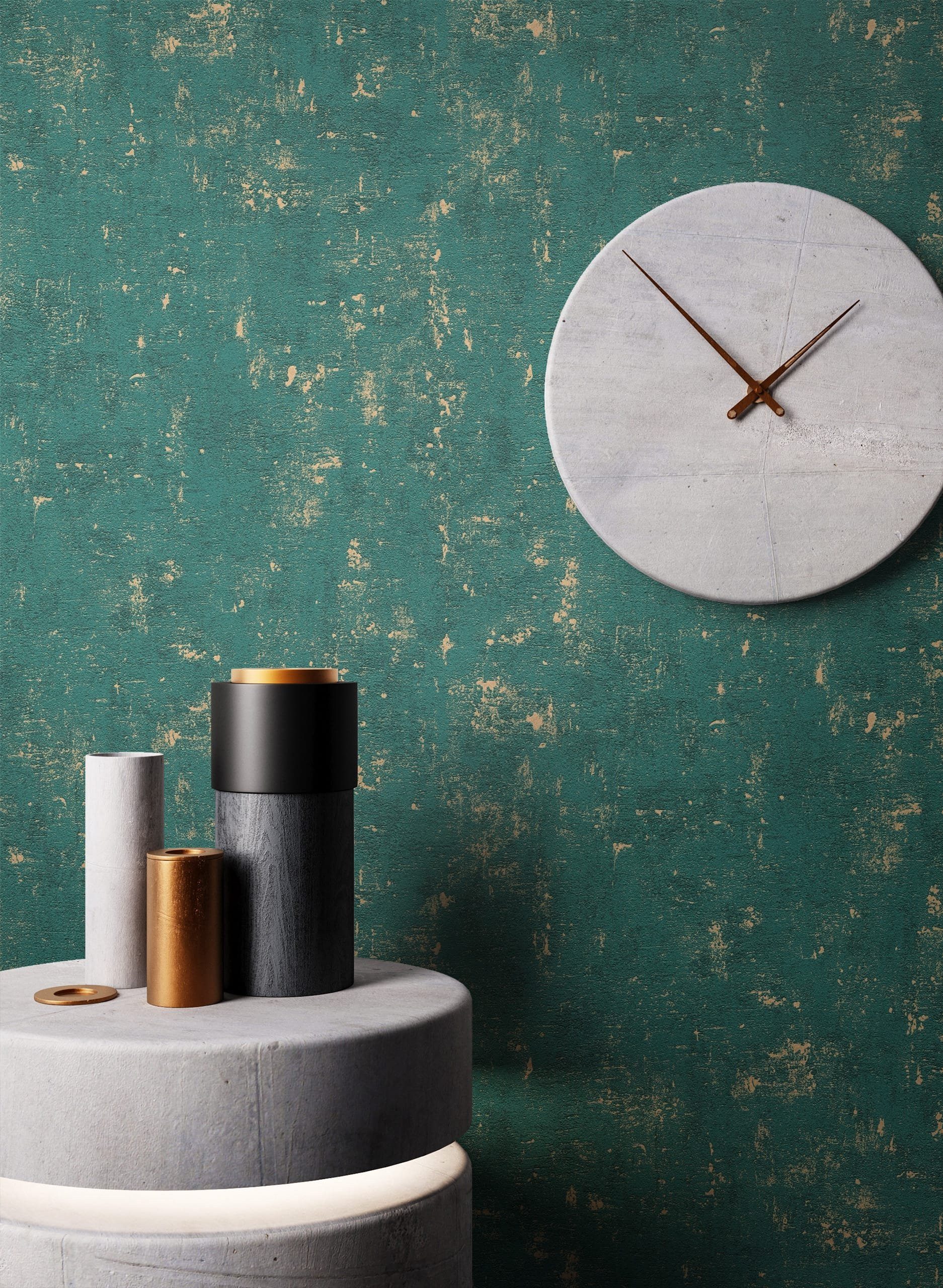 Newroom Vliestapete Kiba Dark Green Tapete Betonwand Beton,Zement,Metallic, Grün Tapete Modern Beton - Betonwand Betonoptik Dunkelgrün Gold Industrial Glamour Zement Metallic für Schlafzimmer Wohnzimmer Küche, Betonoptik