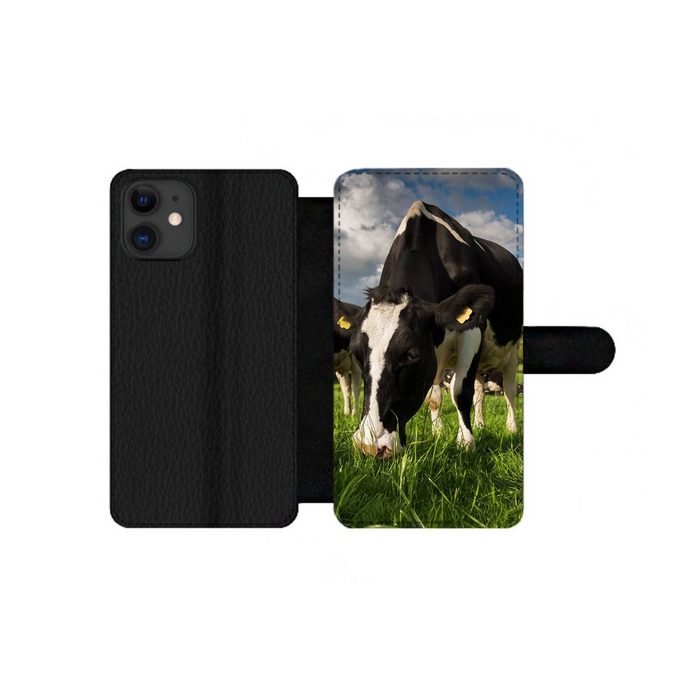 MuchoWow Handyhülle Kühe - Tiere - Gras - Wiese - Bauernhof Handyhülle Telefonhülle Apple iPhone 12 Pro Max