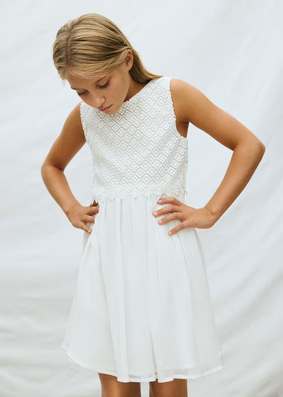 Mayoral Sommerkleid Kombiniertes Teenager Kleid – Ärmellos mit asymmetrischem Kragen