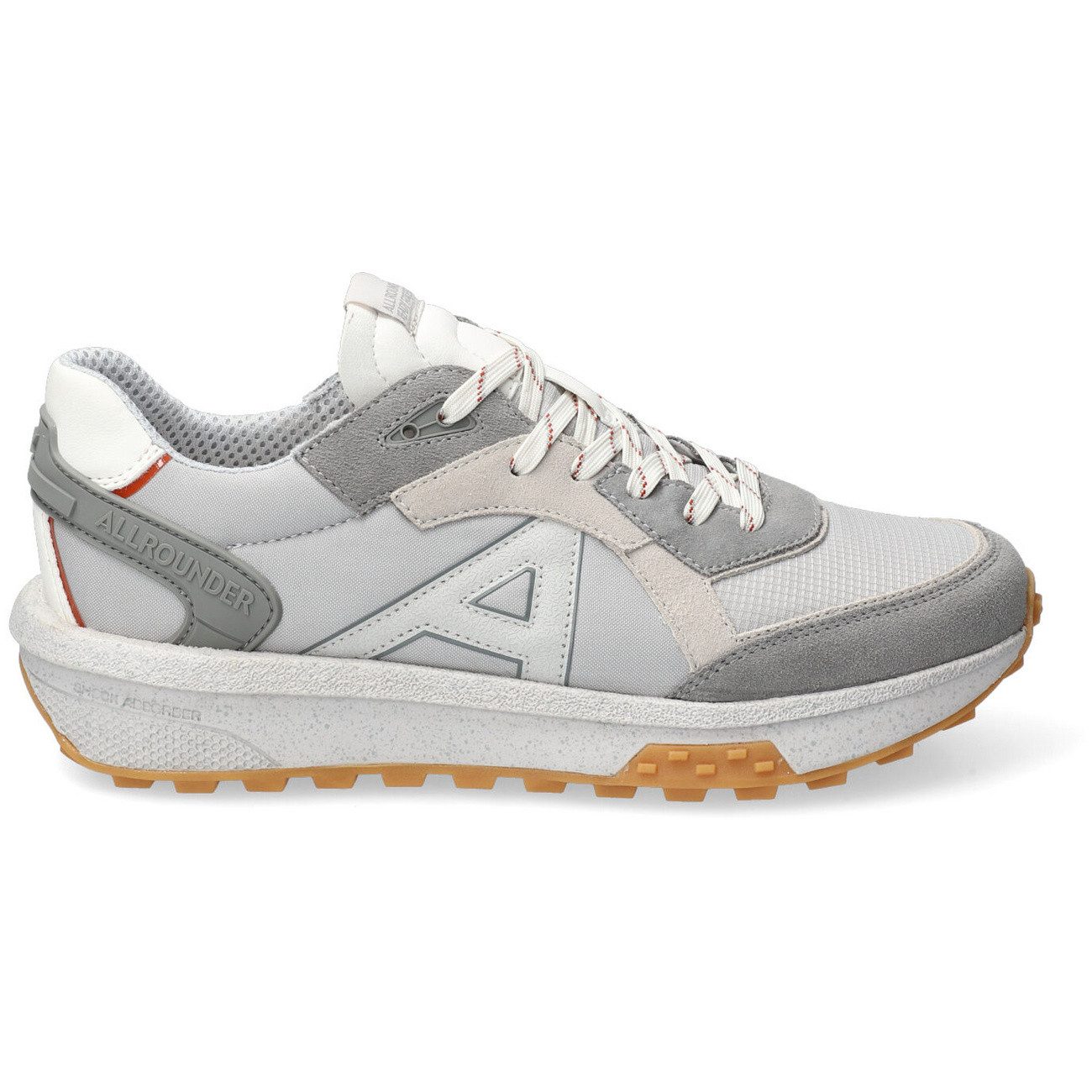 Schnürschuh