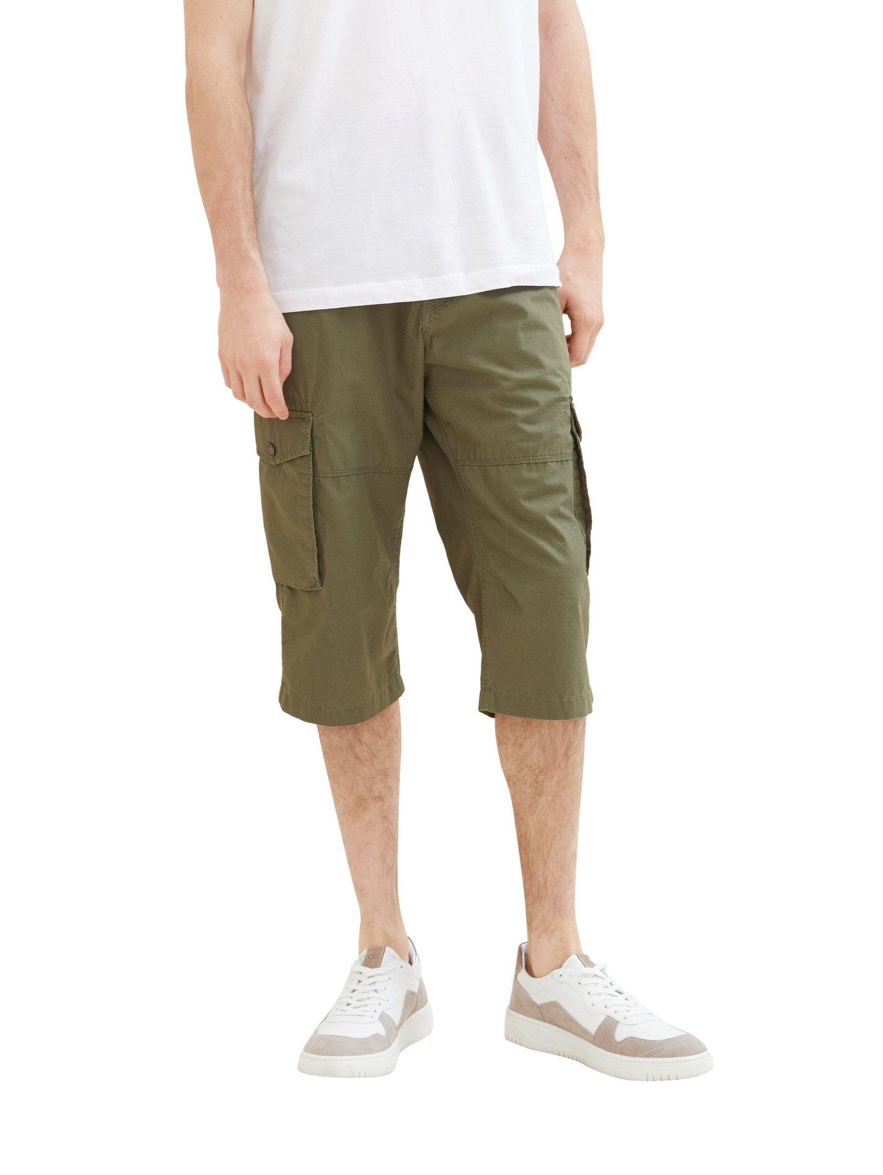 TOM TAILOR Stoffhose Shorts Max Fit Hose Seitliche Taschen 7529 in Olive