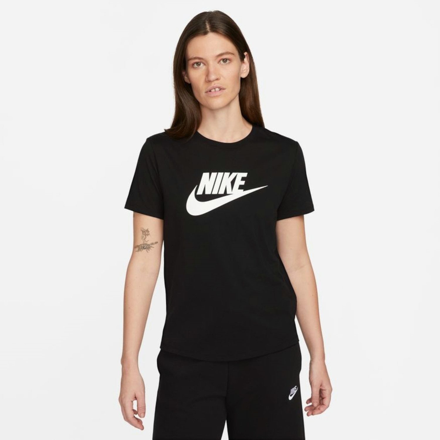 Nike Sportswear T-Shirt Nike Damen T-Shirt Sportswear Club Essentials DX7906