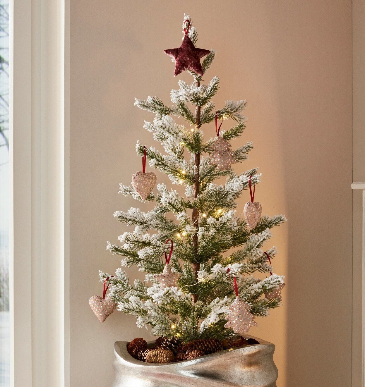 Kunstchnee, Lichterkette künstlicher Weihnachtsdeko, Weihnachtsbaum hoch, cm mit, Christbaum Tannenbaum, Dekoleidenschaft Schnee\