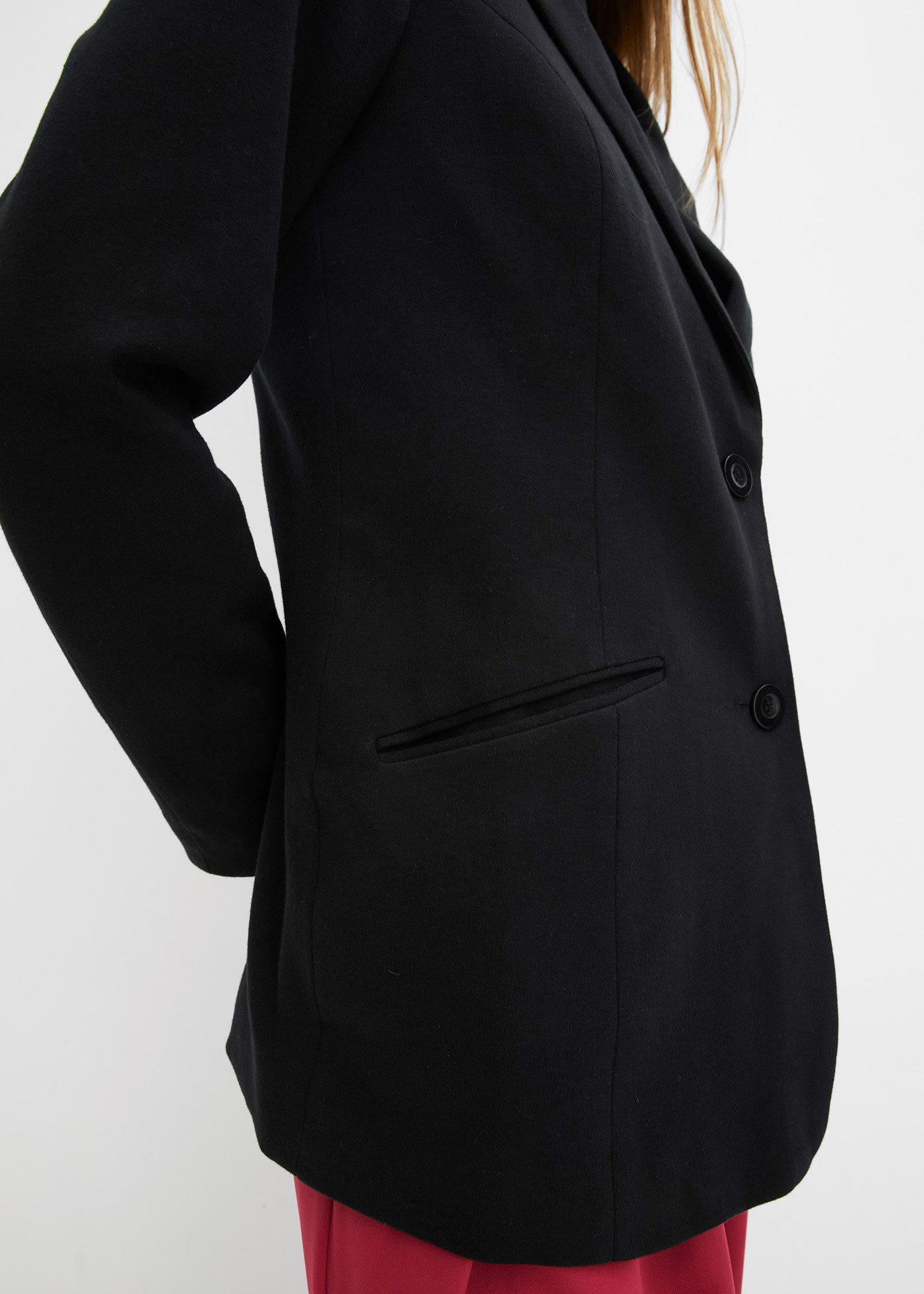 bonprix Jackenblazer (1-tlg) eleganter Schnitt, taillierte Passform, mit langem Arm – Bild 4 von 5
