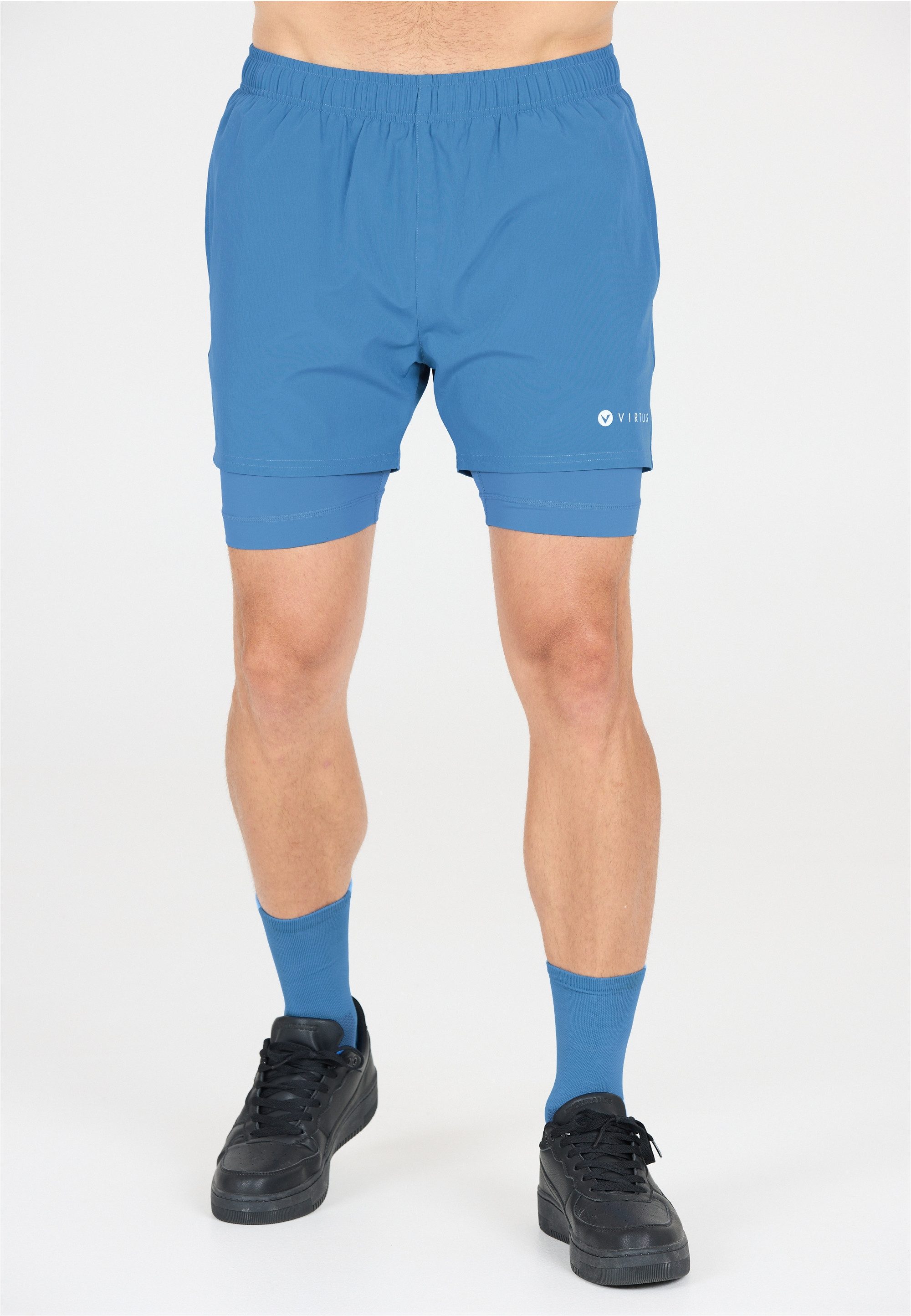 Virtus Shorts Zayne mit 4-Wege-Stretch und Innenhose
