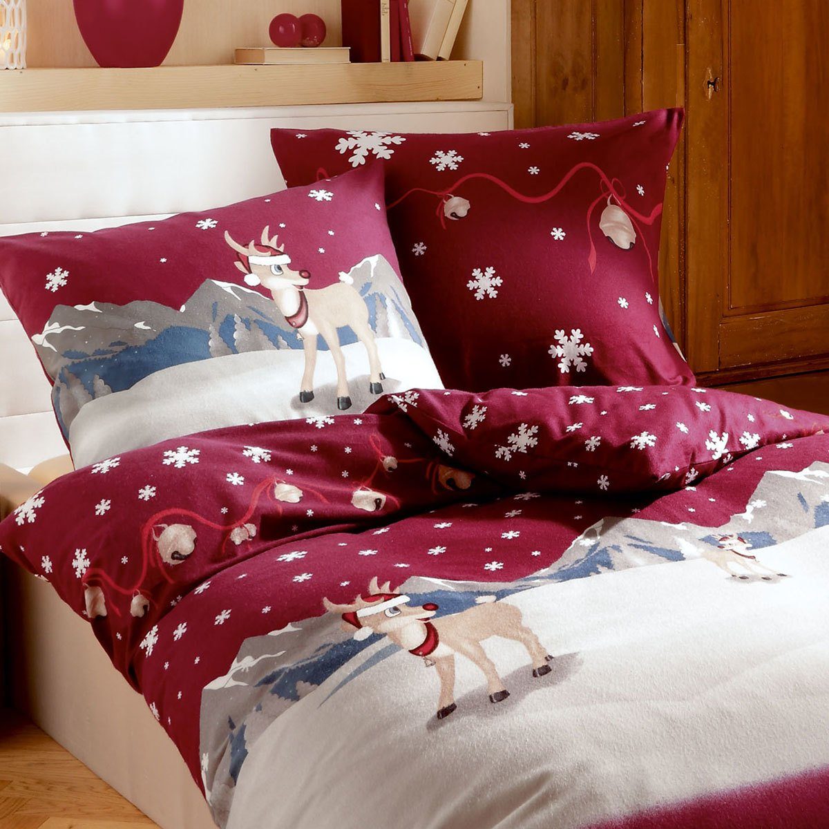 TRAUMSCHLAF Bettwäsche Winterwonderland, Biber, 2 teilig, Rentiere in Winte günstig online kaufen