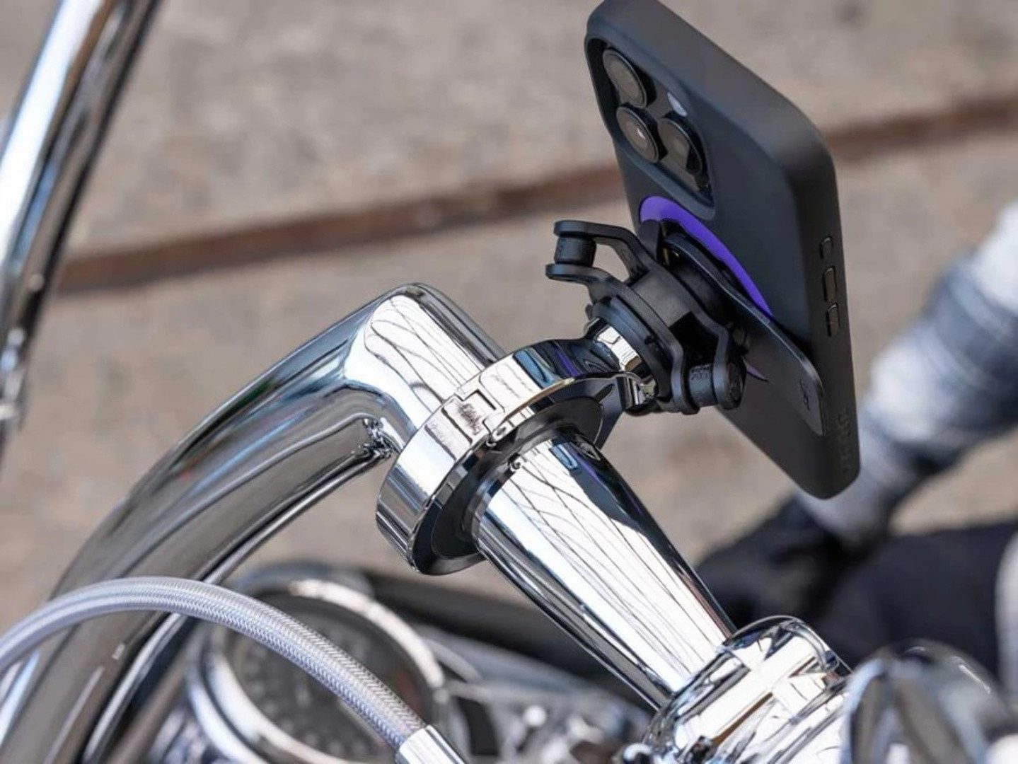 Quad Lock Handy-Halterung QUAD LOCK Motorrad Pro Lenkerhalterung Handy Smartphone Chrome Groß