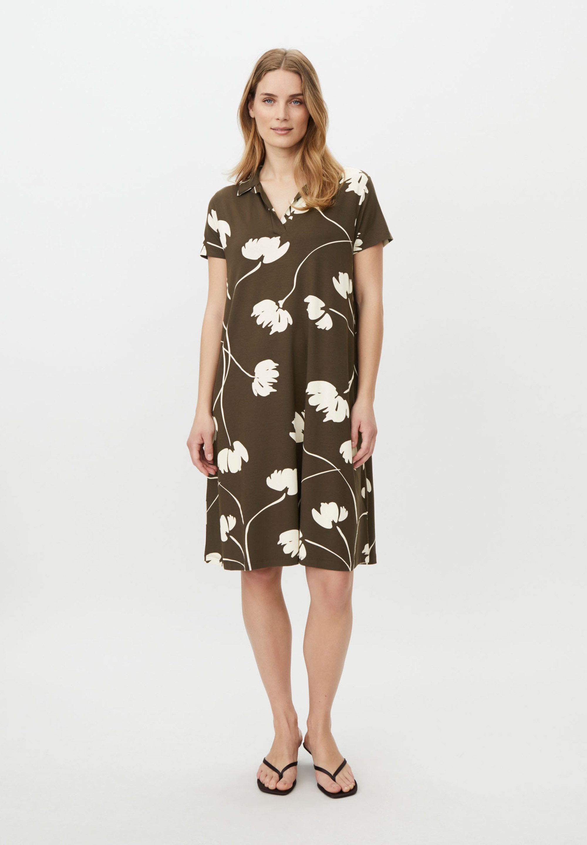 Masai Jerseykleid MaNevina Blumenprint, V-Ausschnitt und Kragen