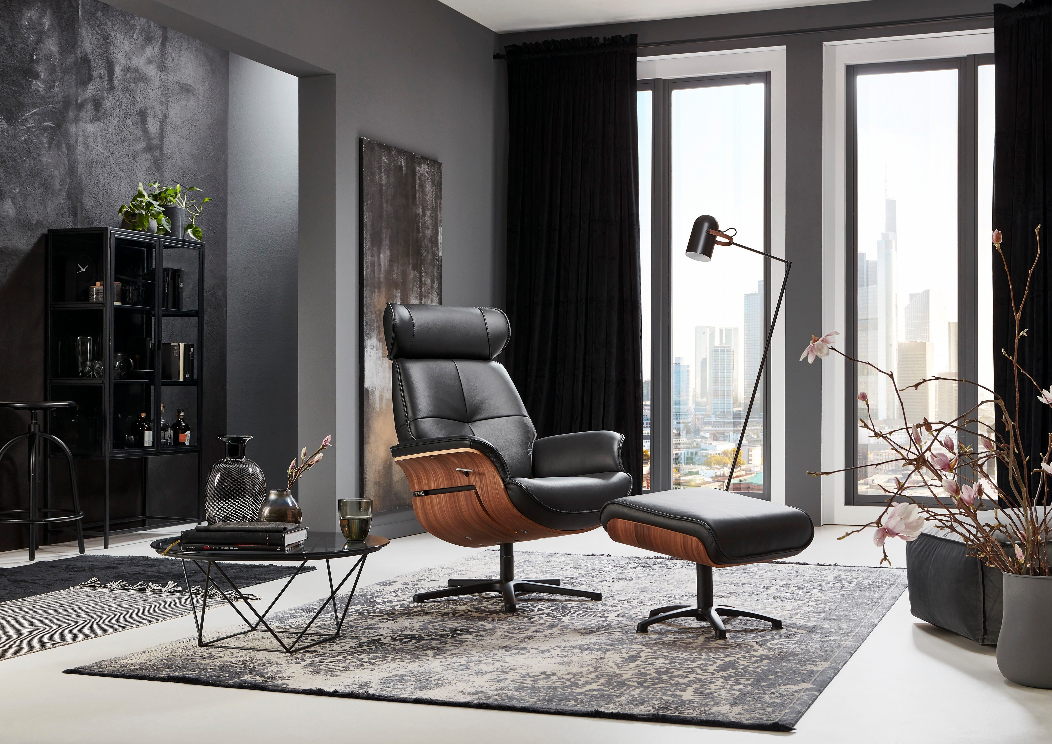 HUKLA Fußhocker HU-CP20057, hochwertiges Glattleder, entspannte Beinauflage