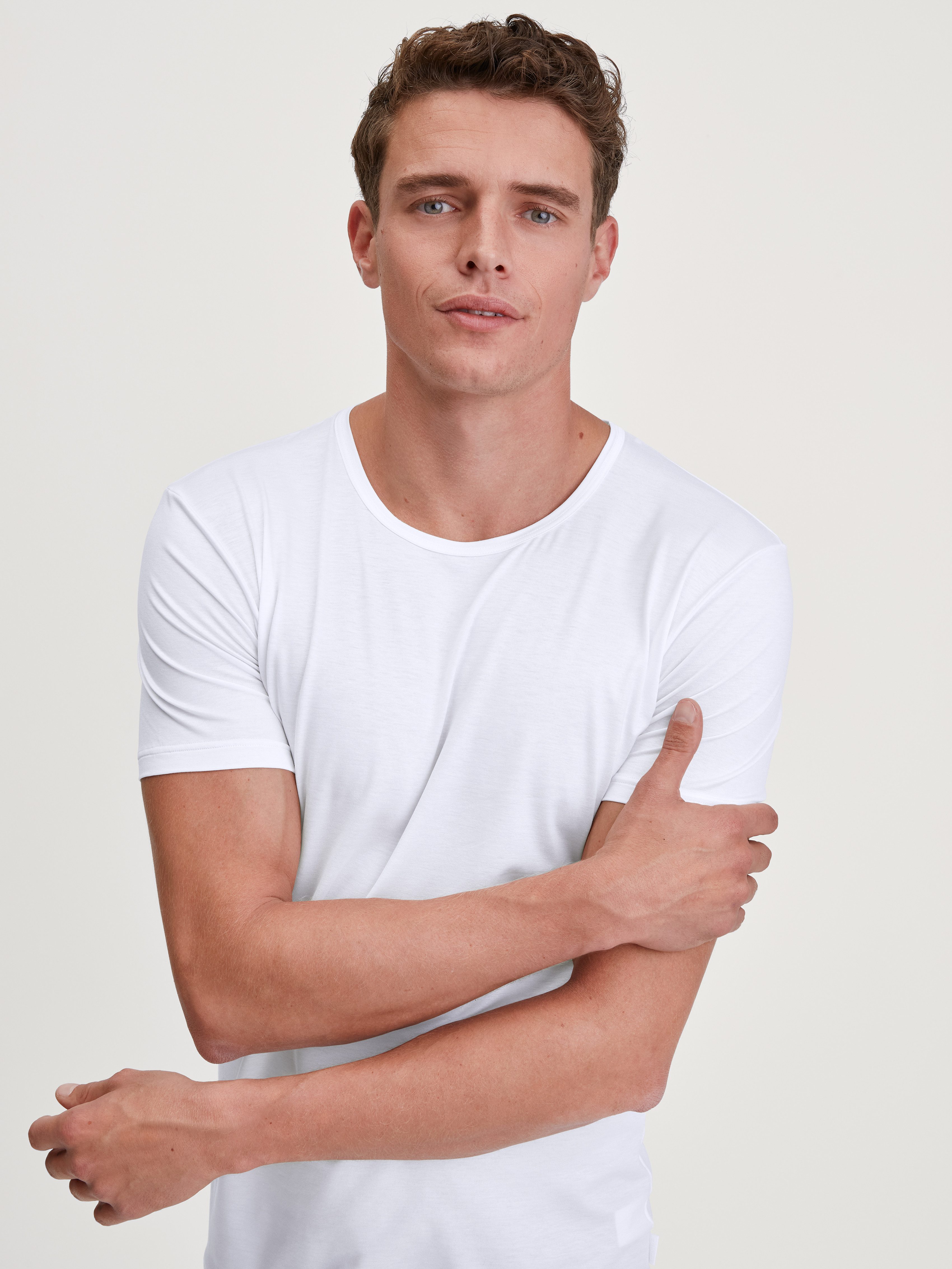 CALIDA T-Shirt Natural Cooling Rundhals-Ausschnitt, Single Jersey, elastisch, weich, Kurzarm