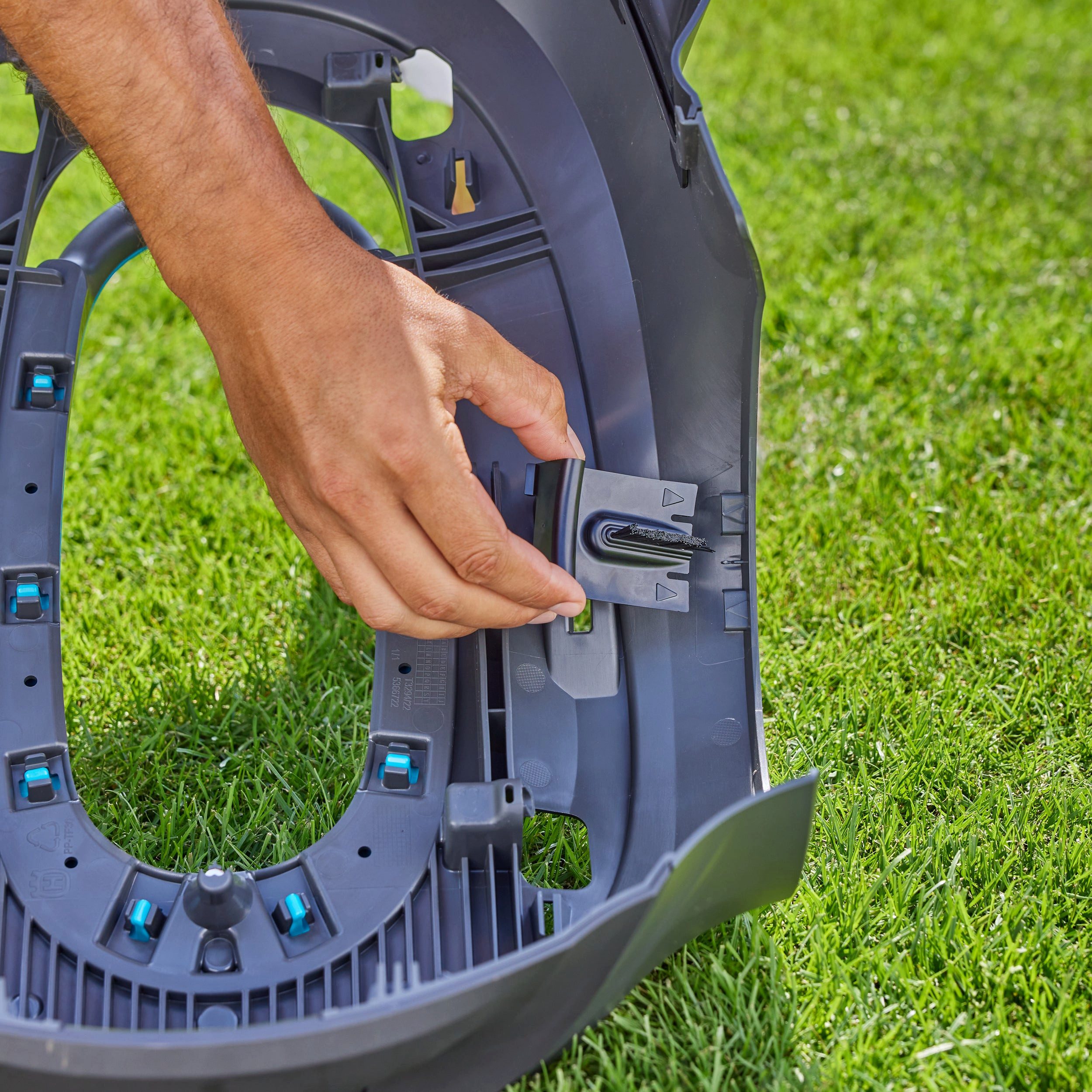 GARDENA Rasenmähroboter Radbürsten fü...