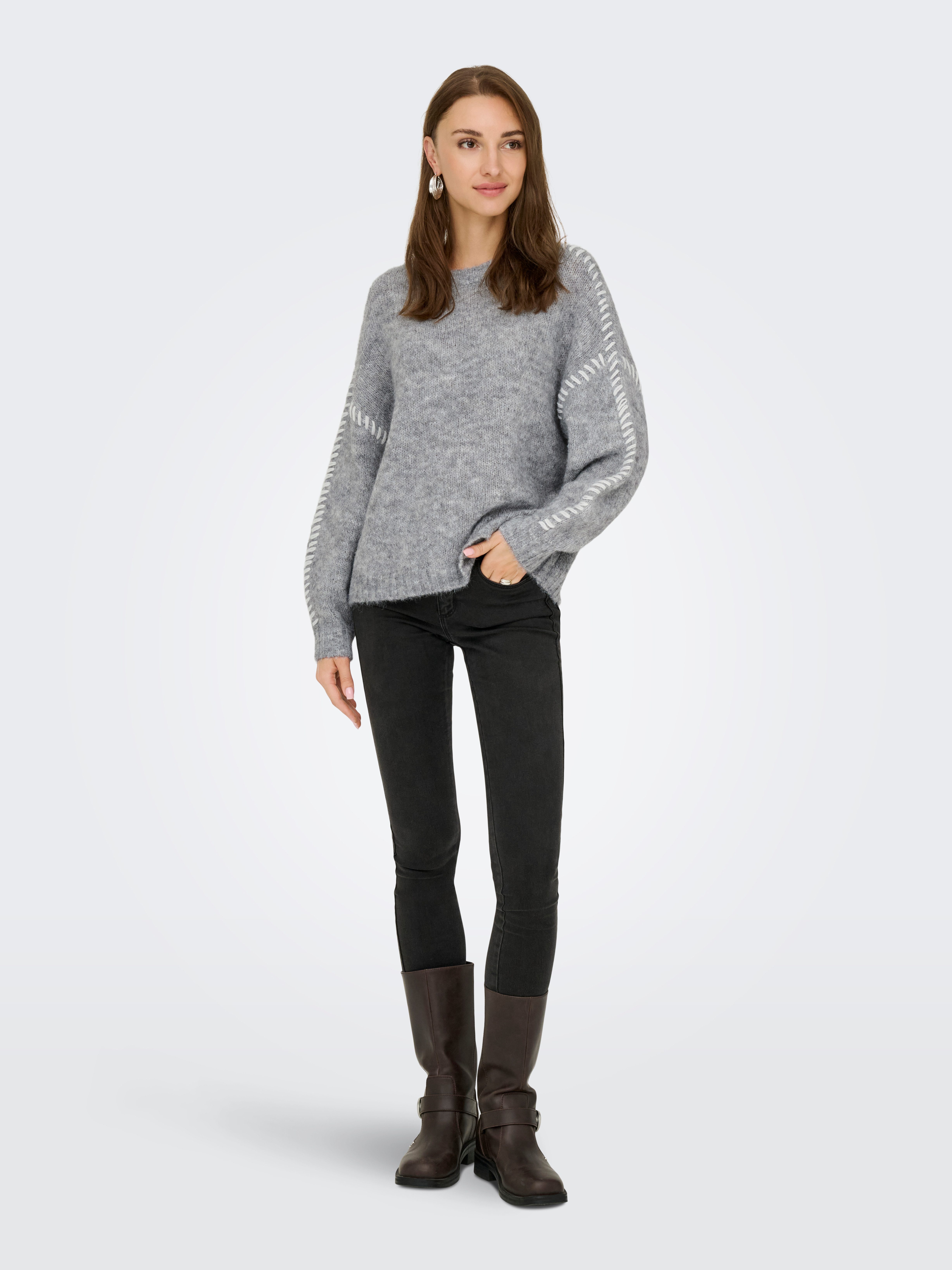 JDY Rundhalspullover JDYZOEY LIFE L/S ON STITCH PULL KNT NOOS mit dekorativen Ziernähten