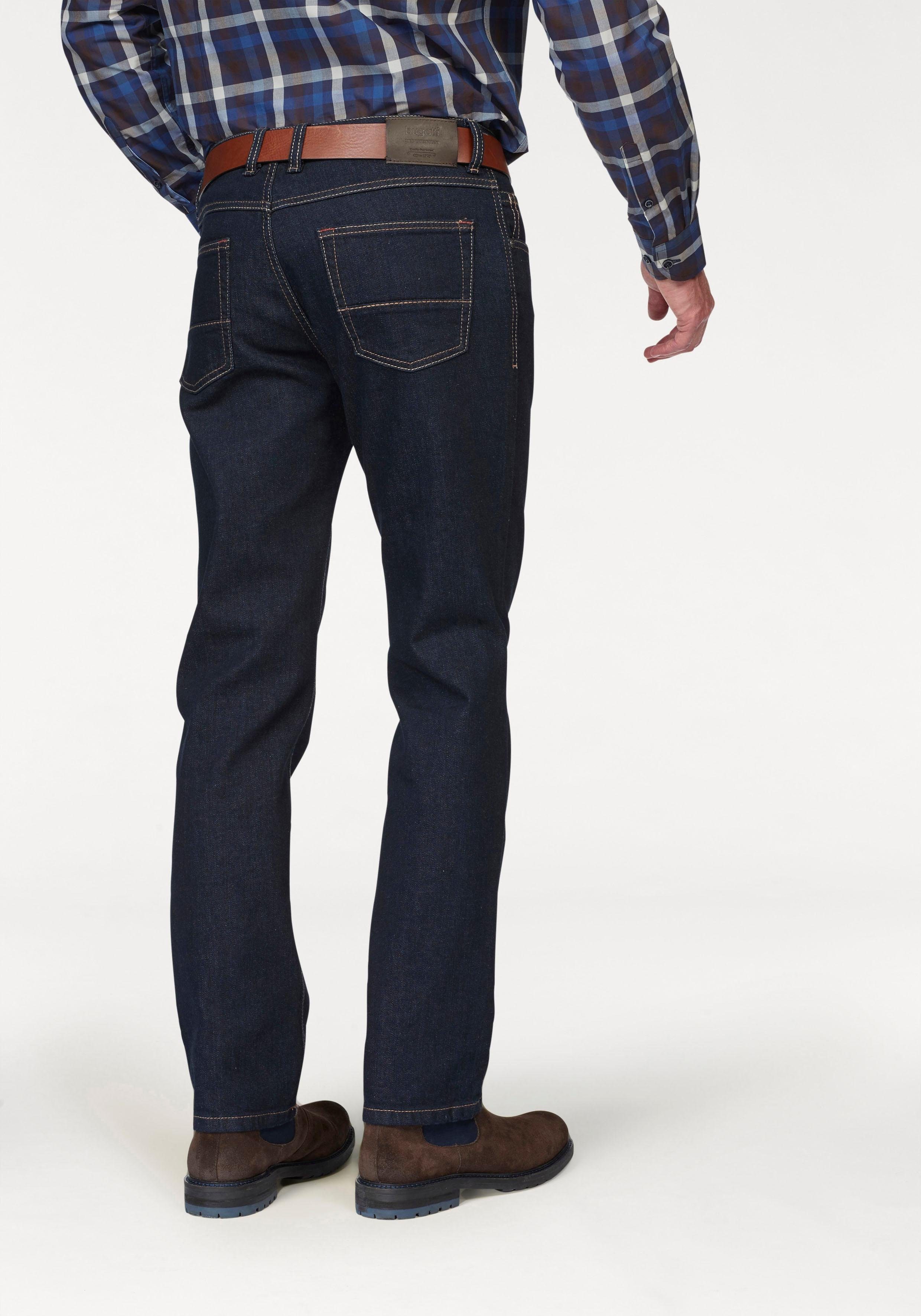 bugatti 5-Pocket-Jeans Regular-fit, 2farbige Kontrastnähte