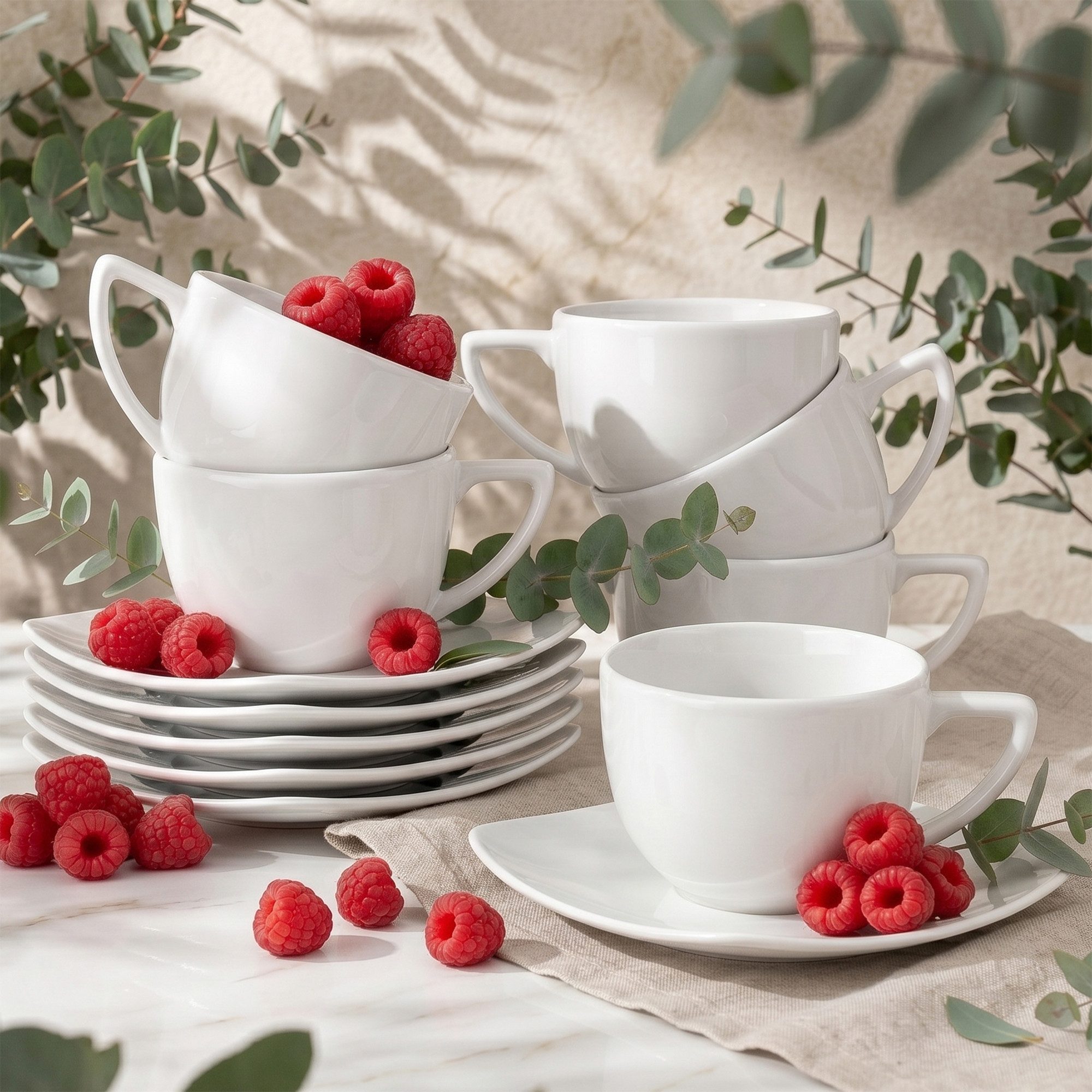 KONSIMO® Kaffeeservice CARLINA Kaffeetasse Untertasse (12-tlg), 6 Personen, Porzellan, Spulmachinen- und Mikrowellengeeignet, quadratisch
