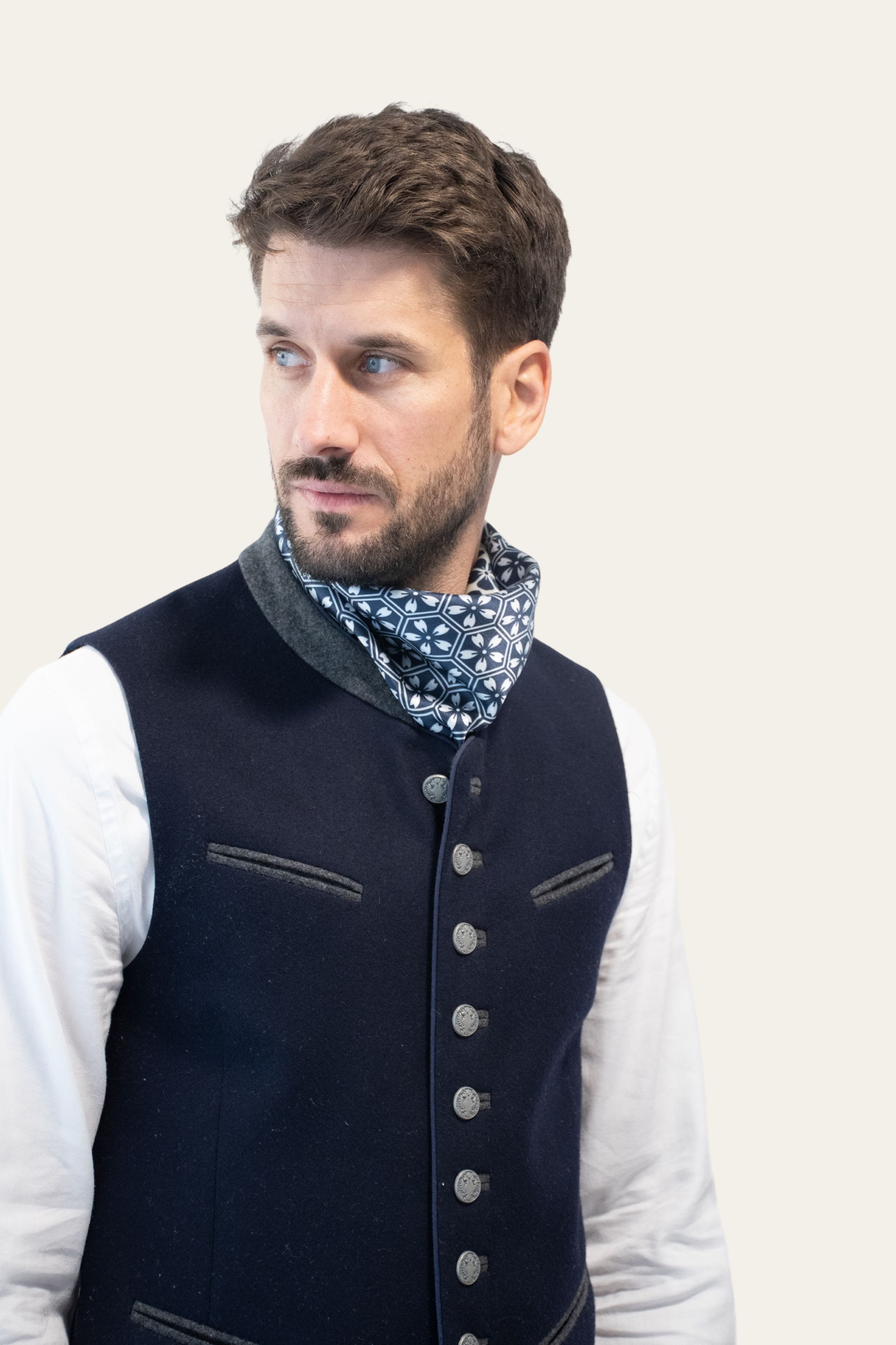 MayTree Seidentuch quadratisch Tokio 53x53, (Stück), 100% Seide günstig online kaufen