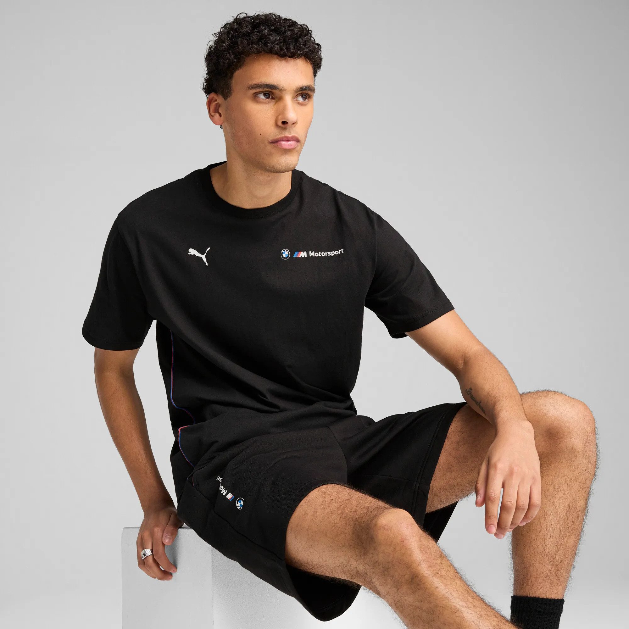 BMW T-Shirt "Essential" Vertikaler Rückseiten Print