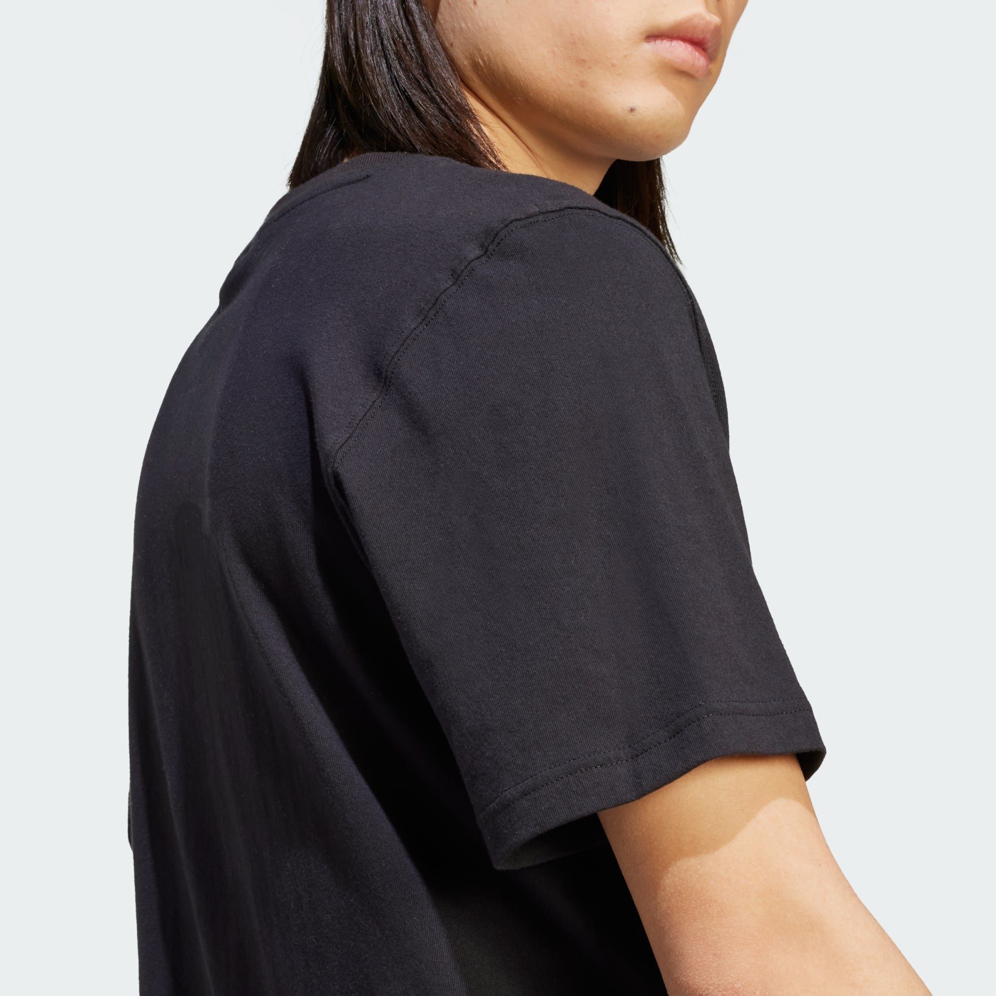 Black adidas ESSENTIALS White T-SHIRT T-Shirt / Originals TREFOIL
