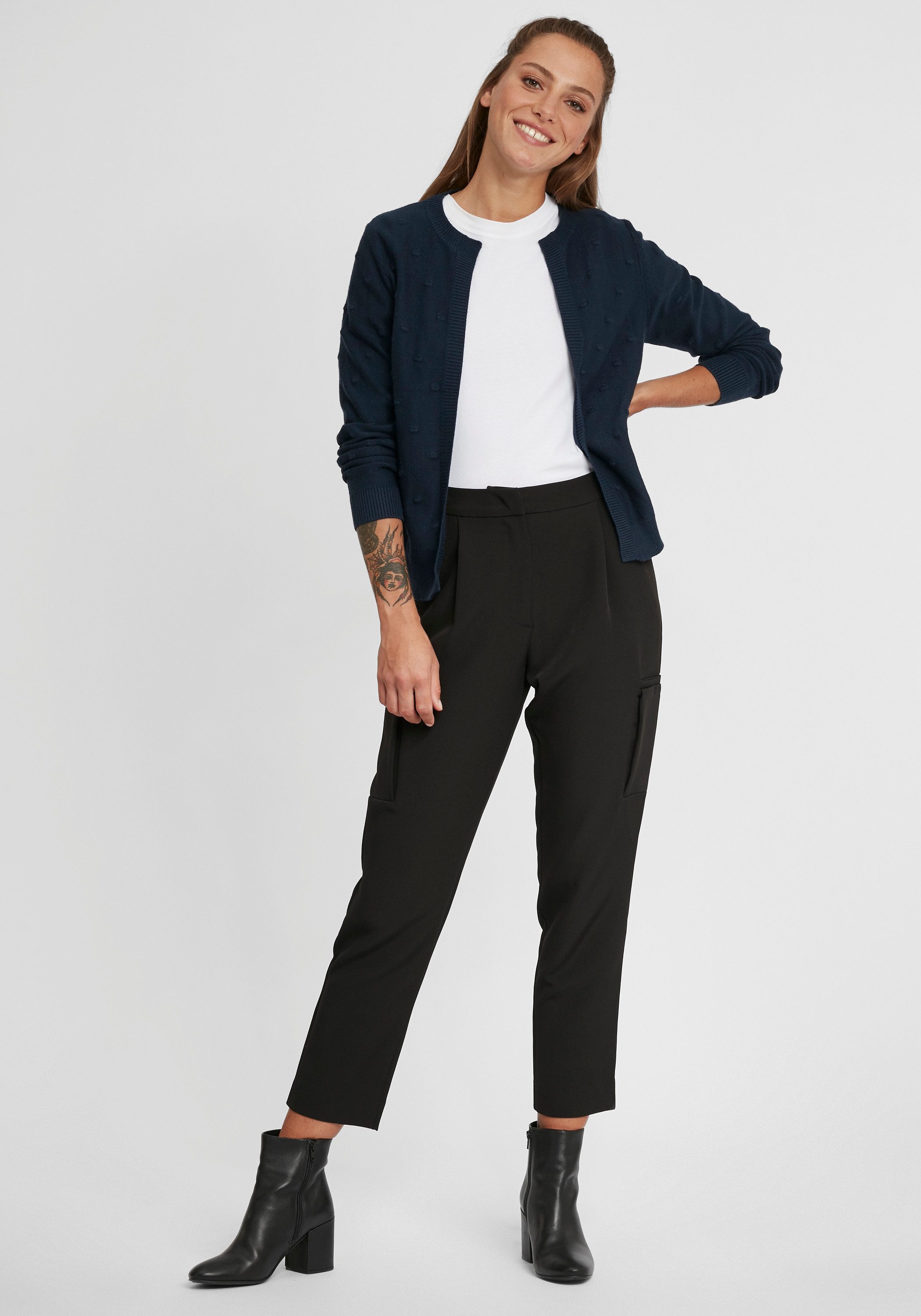 OXMO Strickjacke OXKalotta Strickjacke mit Punktmuster günstig online kaufen