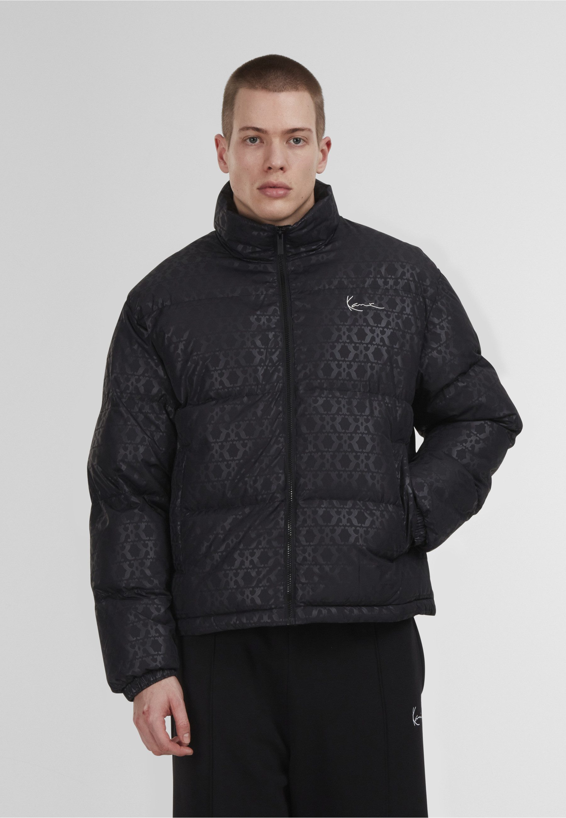 Karl Kani Winterjacke Karl Kani Aop Signature Puffer Jacket (1-St)