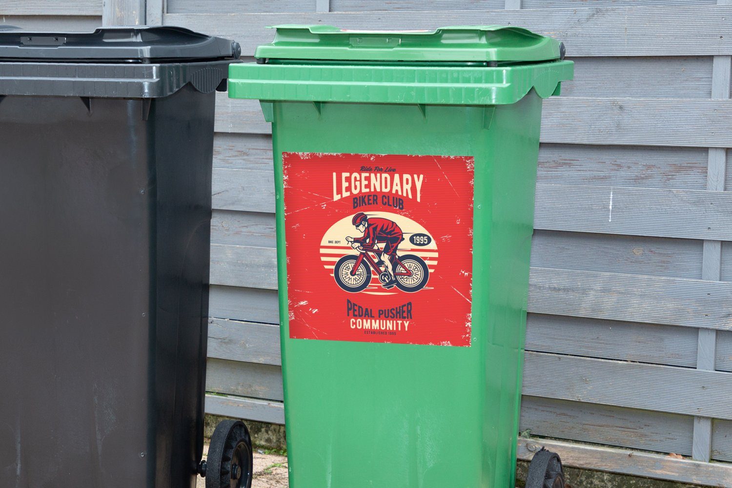 MuchoWow Wandsticker Radfahrer - Sticker, - St), Abfalbehälter (1 Mülltonne, Container, Vintage Fahrrad Mülleimer-aufkleber