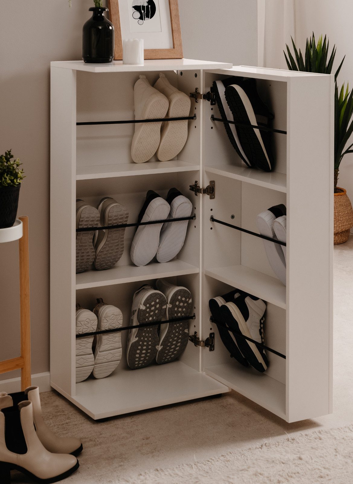 Furn.Design Schuhschrank Logu (Kommode in weiß, ausklappbar, 50 x 110 cm) bis zu 12 Paar Schuhe