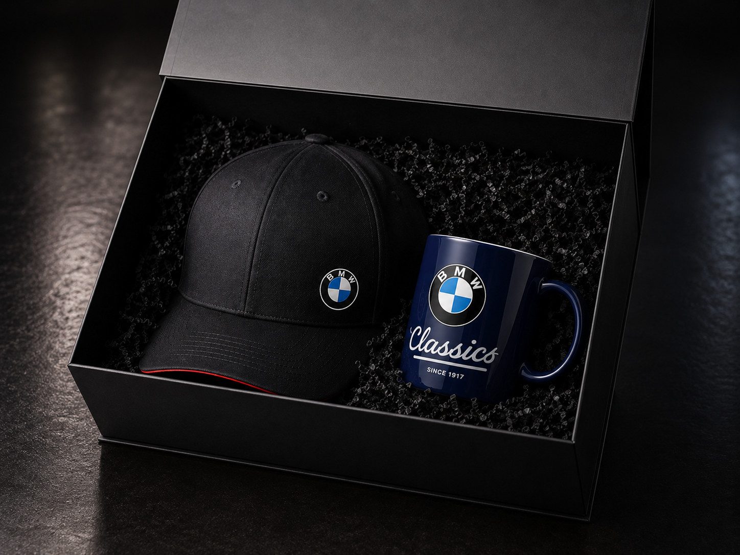 BMW Baseball Cap Exklusive BMW  Classic Geschenkset Geschenkbox Mütze Cap Tasse (1-St)