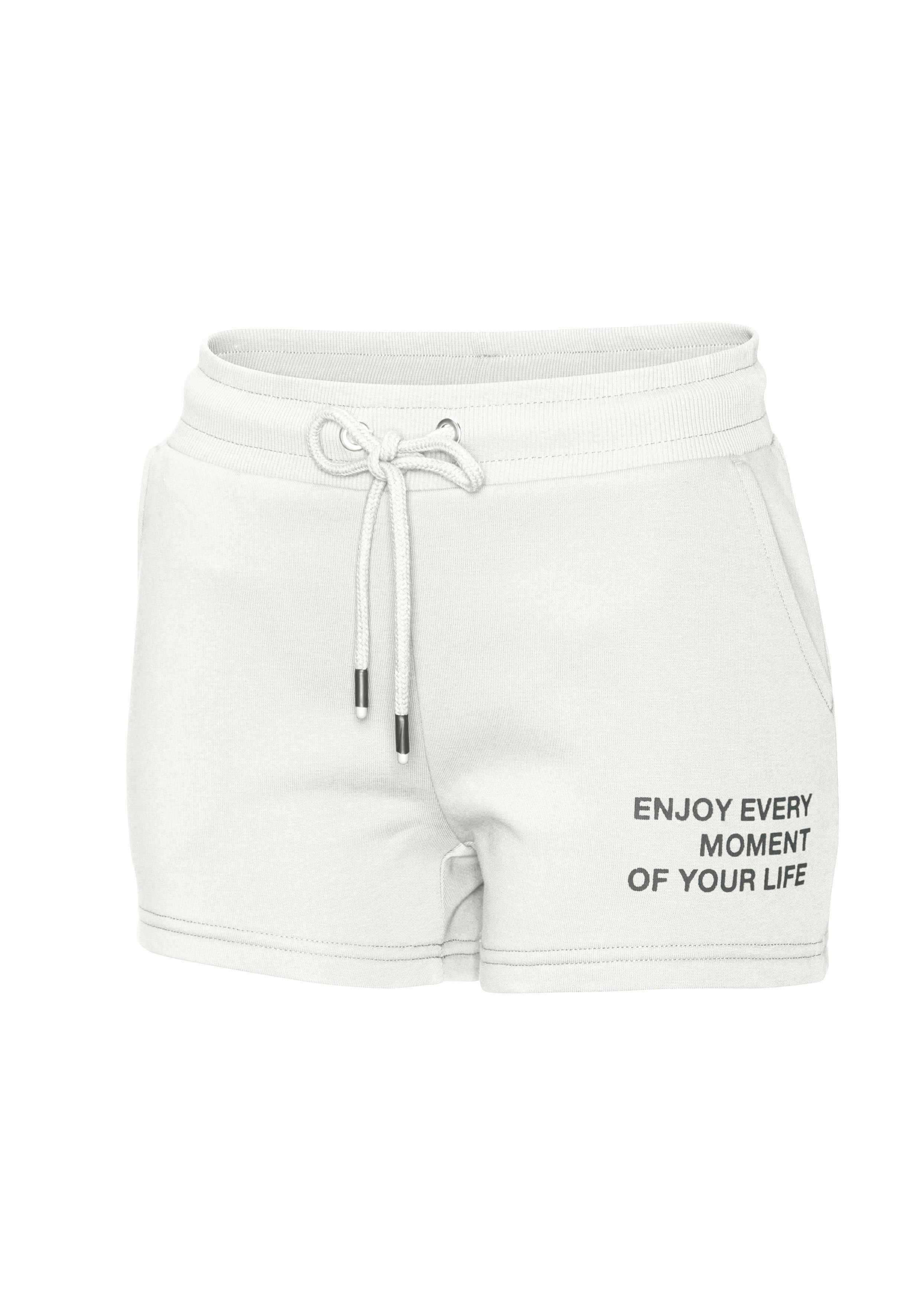 Buffalo Relaxshorts - Sweatshorts - Loungeshorts mit Statement Druck, Home- und Loungewear – Bild 5 von 5