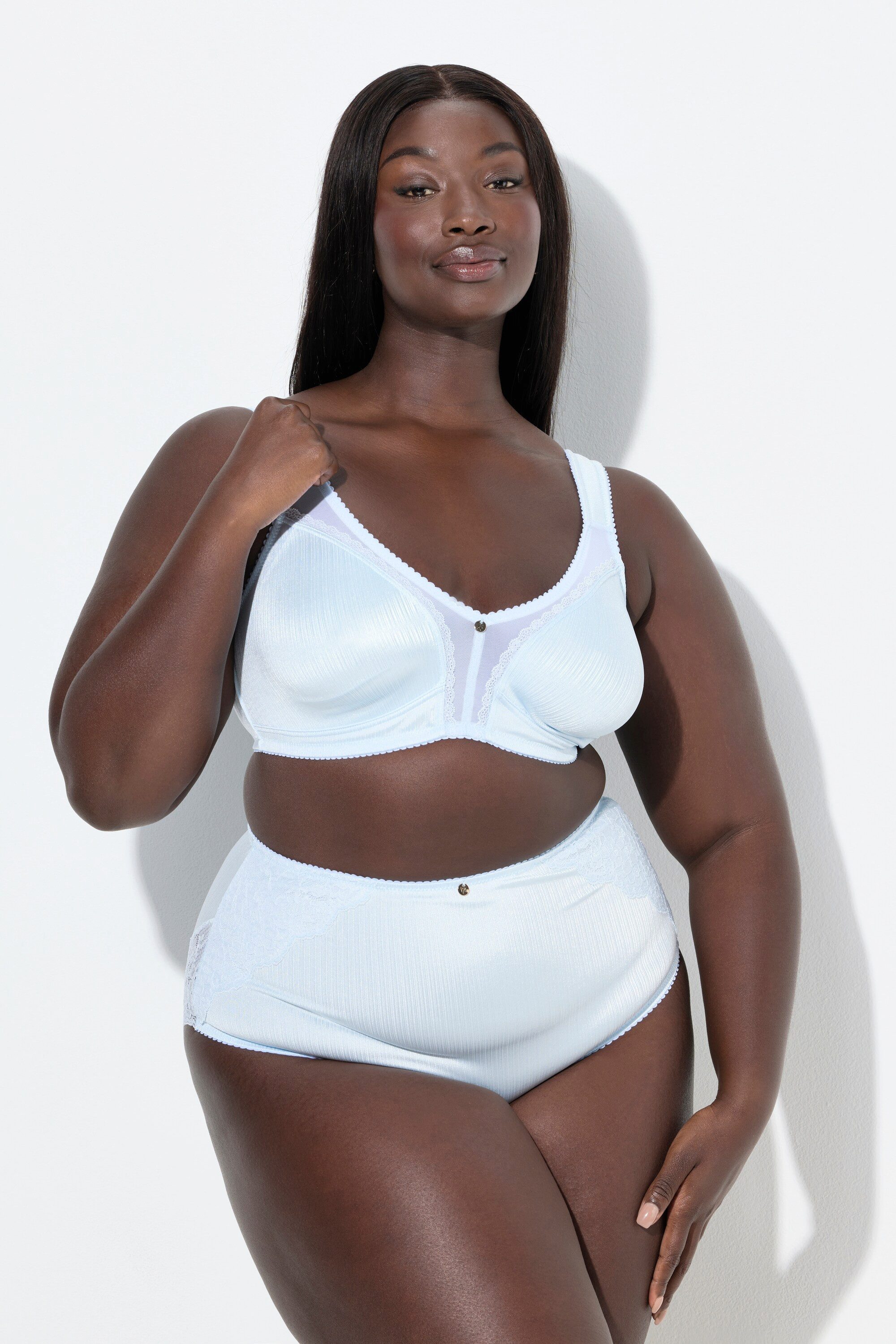 Ulla Popken Entlastungs-BH Minimizer-BH Satin Spitze ohne Bügel