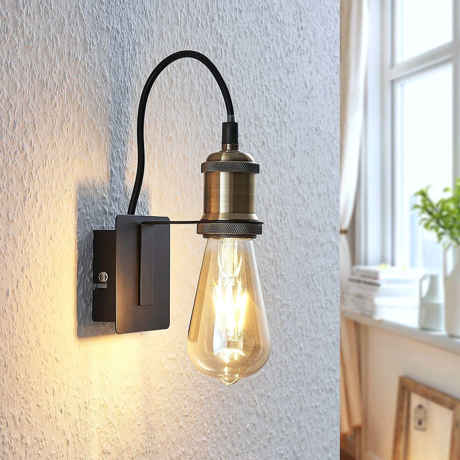 Lindby Wandleuchte Aurella, Metall, Bronze IP20, 1 x 15 W LED