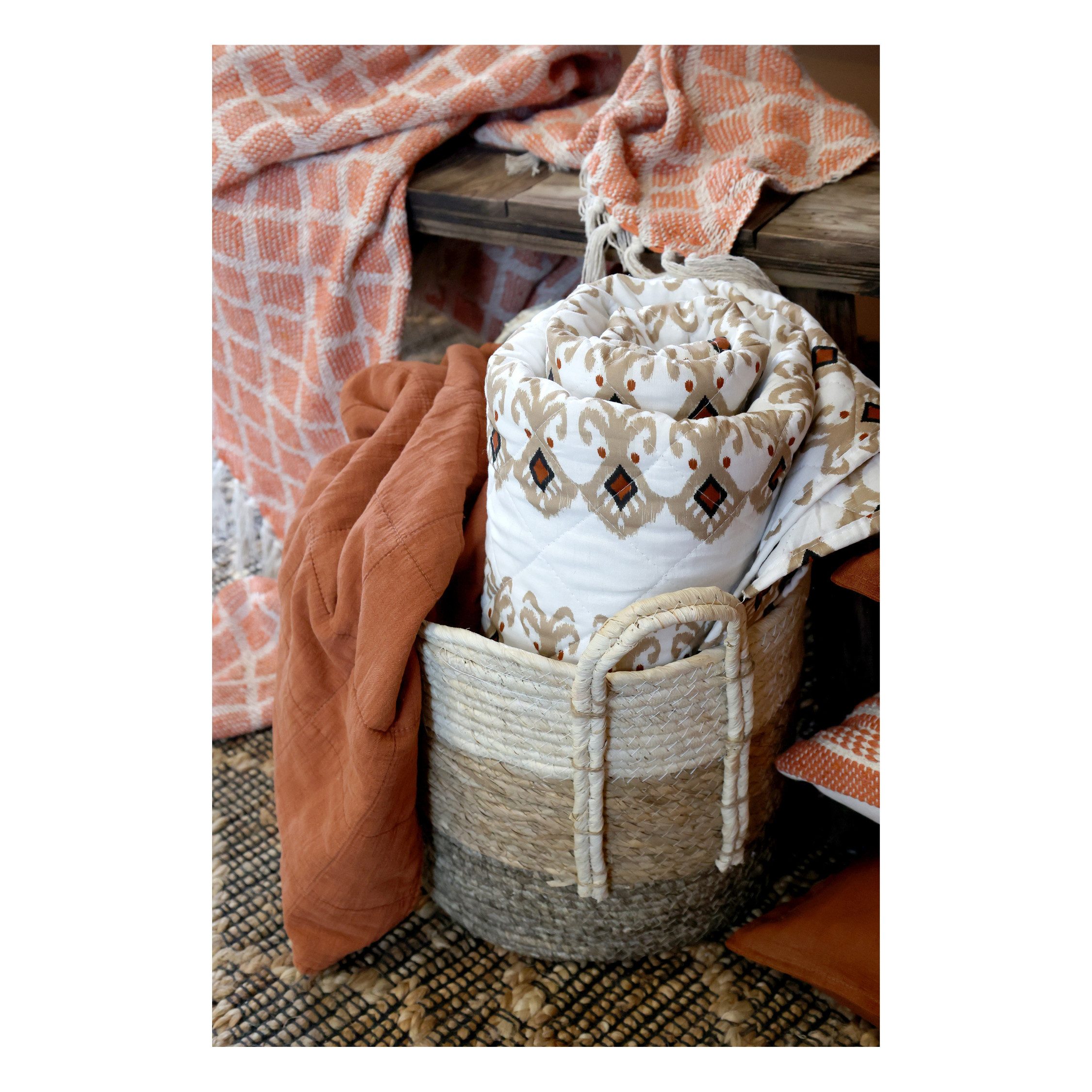 Chic Antique Tagesdecke Chic Antique Aix Quilt mit Paisley Motiv