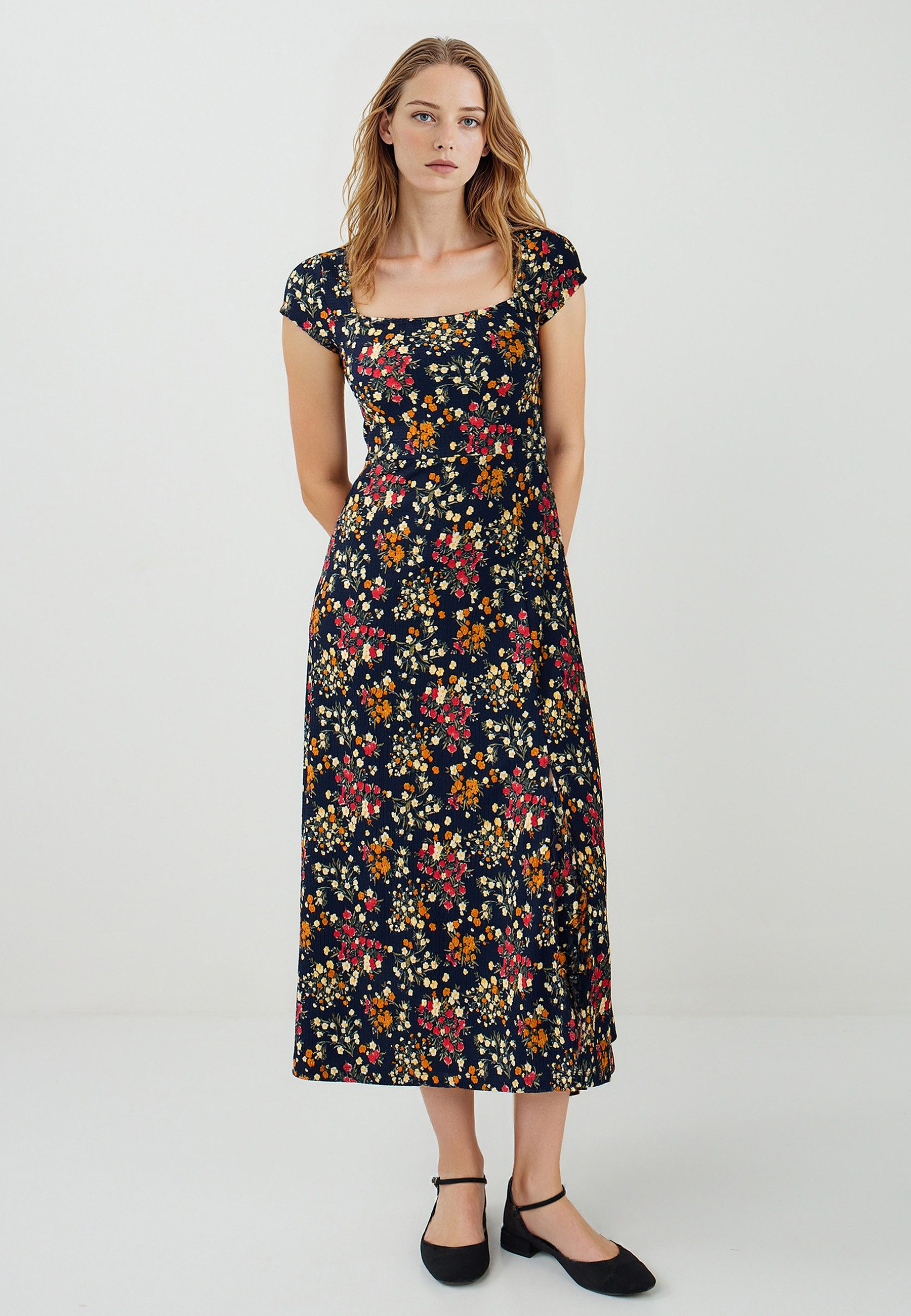 Midikleid Dunkelblaues Strickkleid