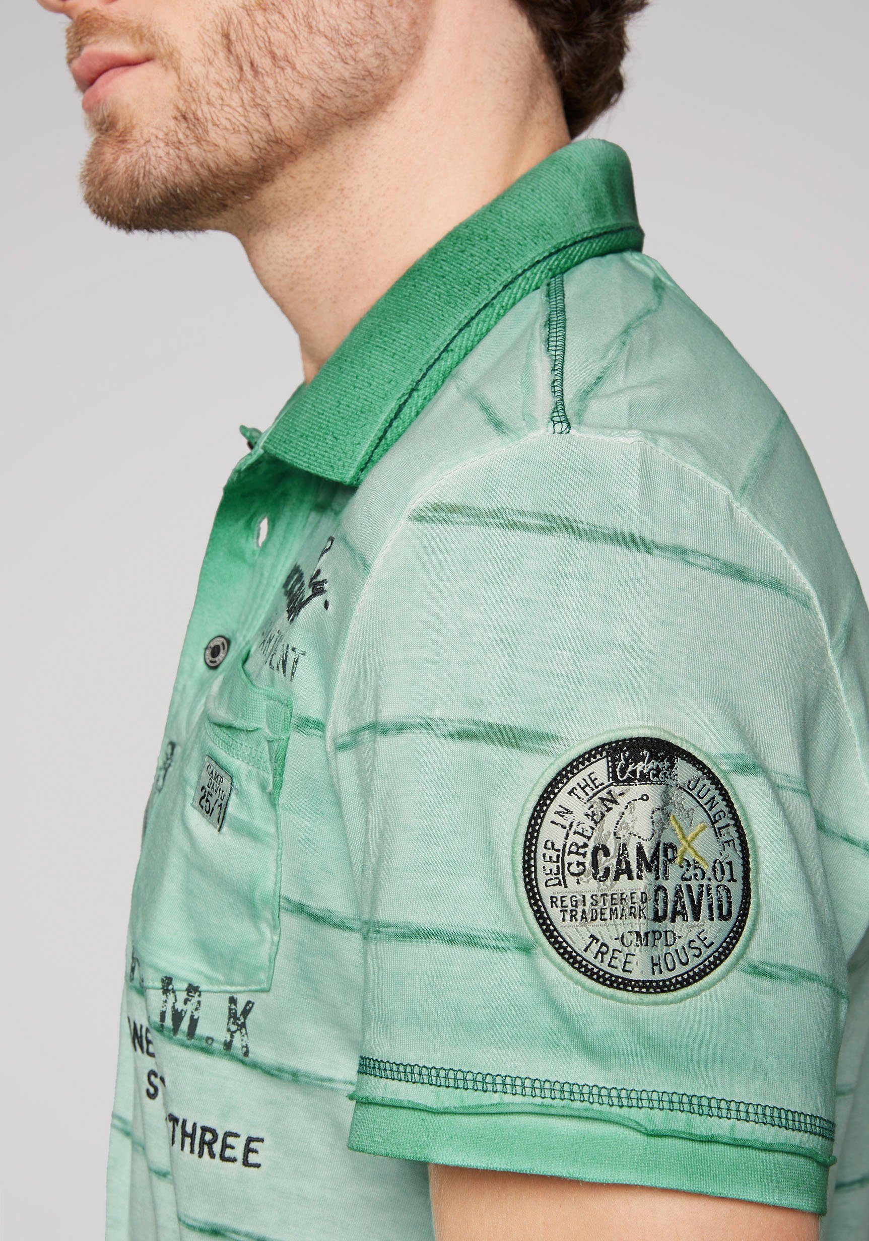 CAMP DAVID Poloshirt mit green auf offenen Schultern den Kanten french