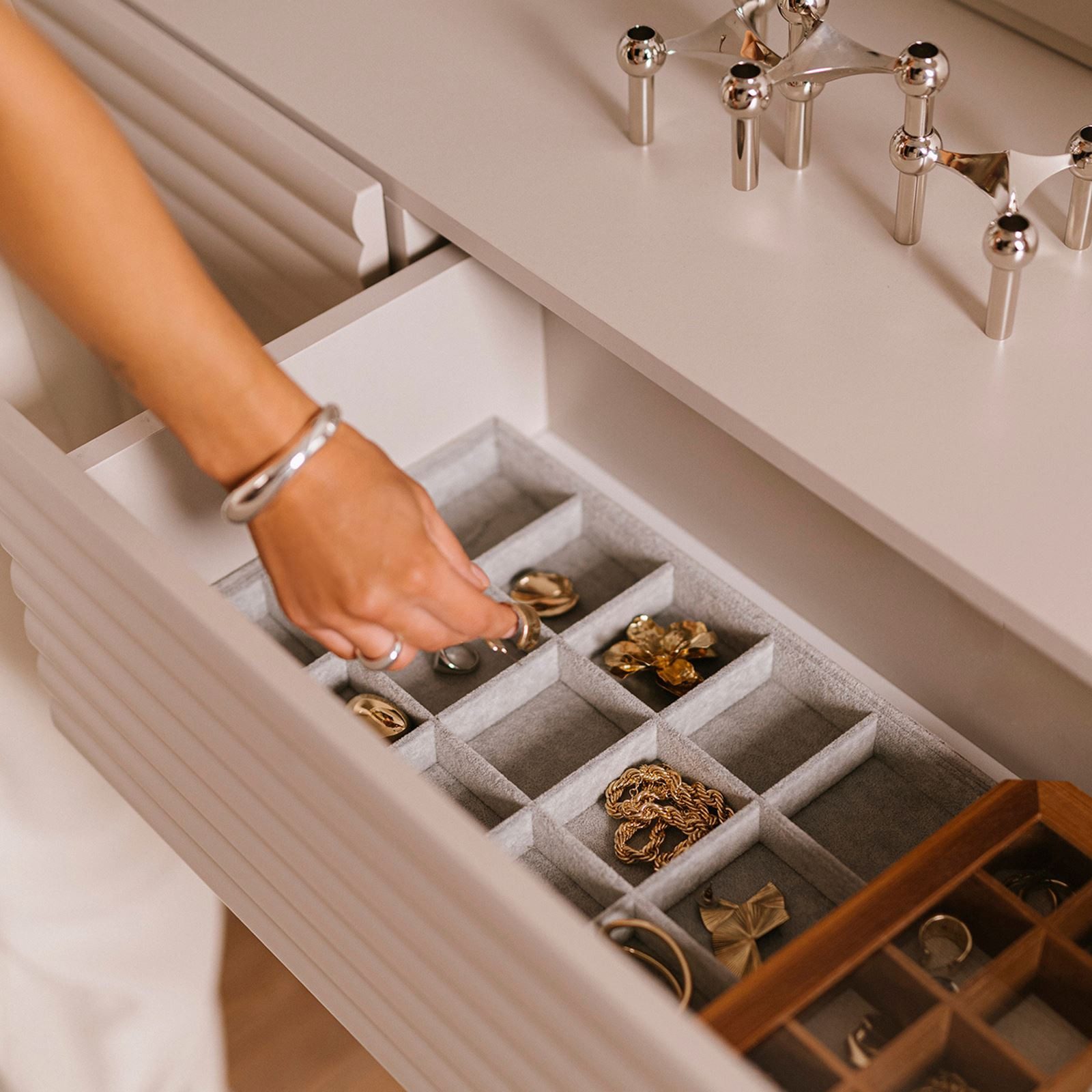 IDIMEX Sideboard TURKU, Sideboard mit 6 Schubladen Push to open modern Kaschmir