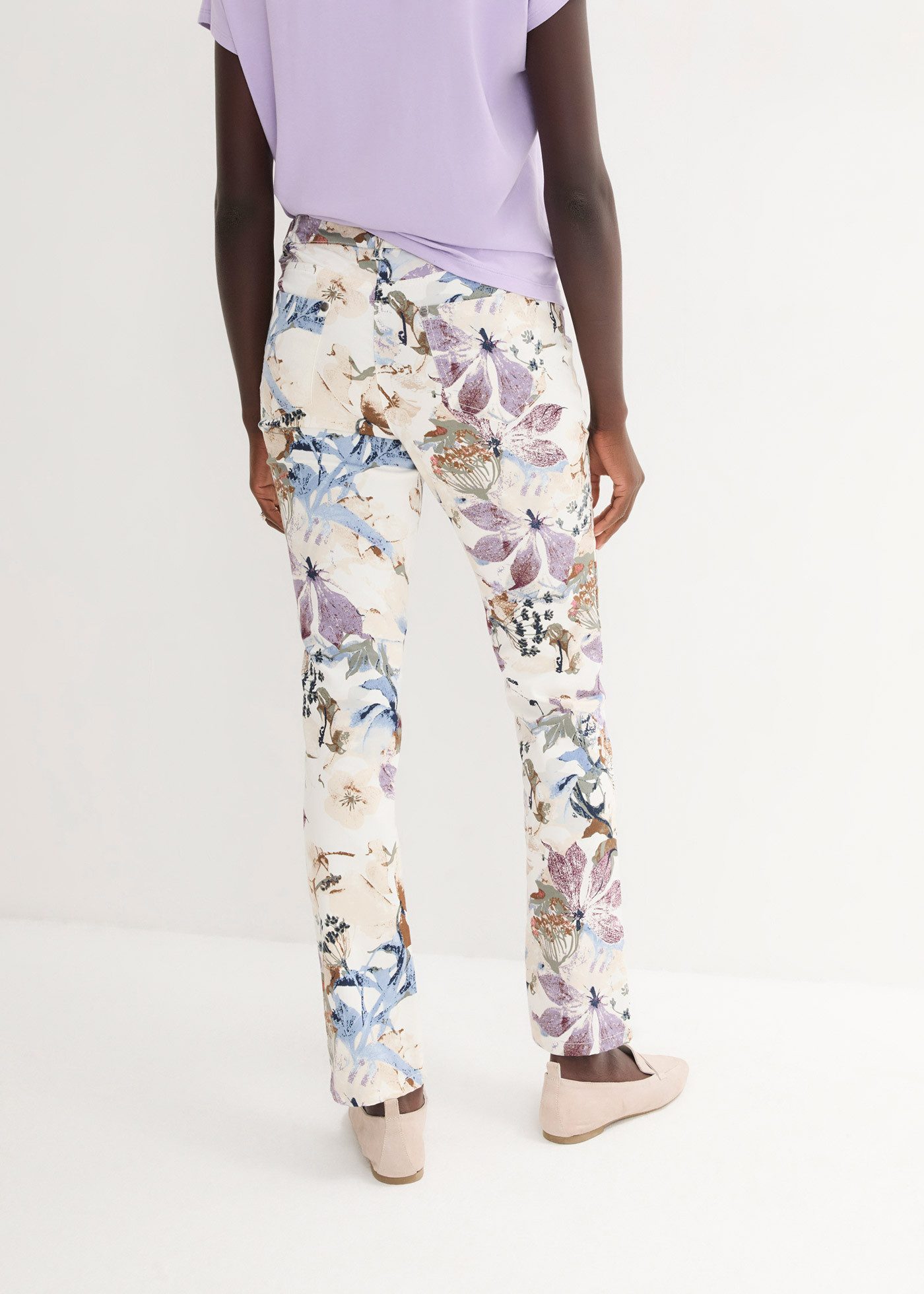 bonprix Stretch-Hose aus elastischem Material, reguläre Passform, eleganter Stil