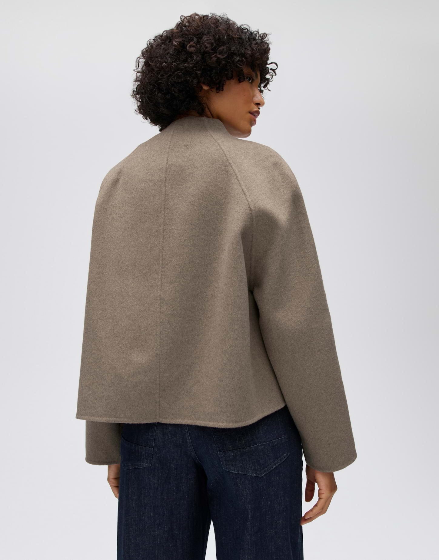OPUS Wolljacke Helisu aus pflegeleichtem Material Gerader Schnitt mit Raglanärmeln und Zwei-Wege-Zipper – Bild 3 von 5