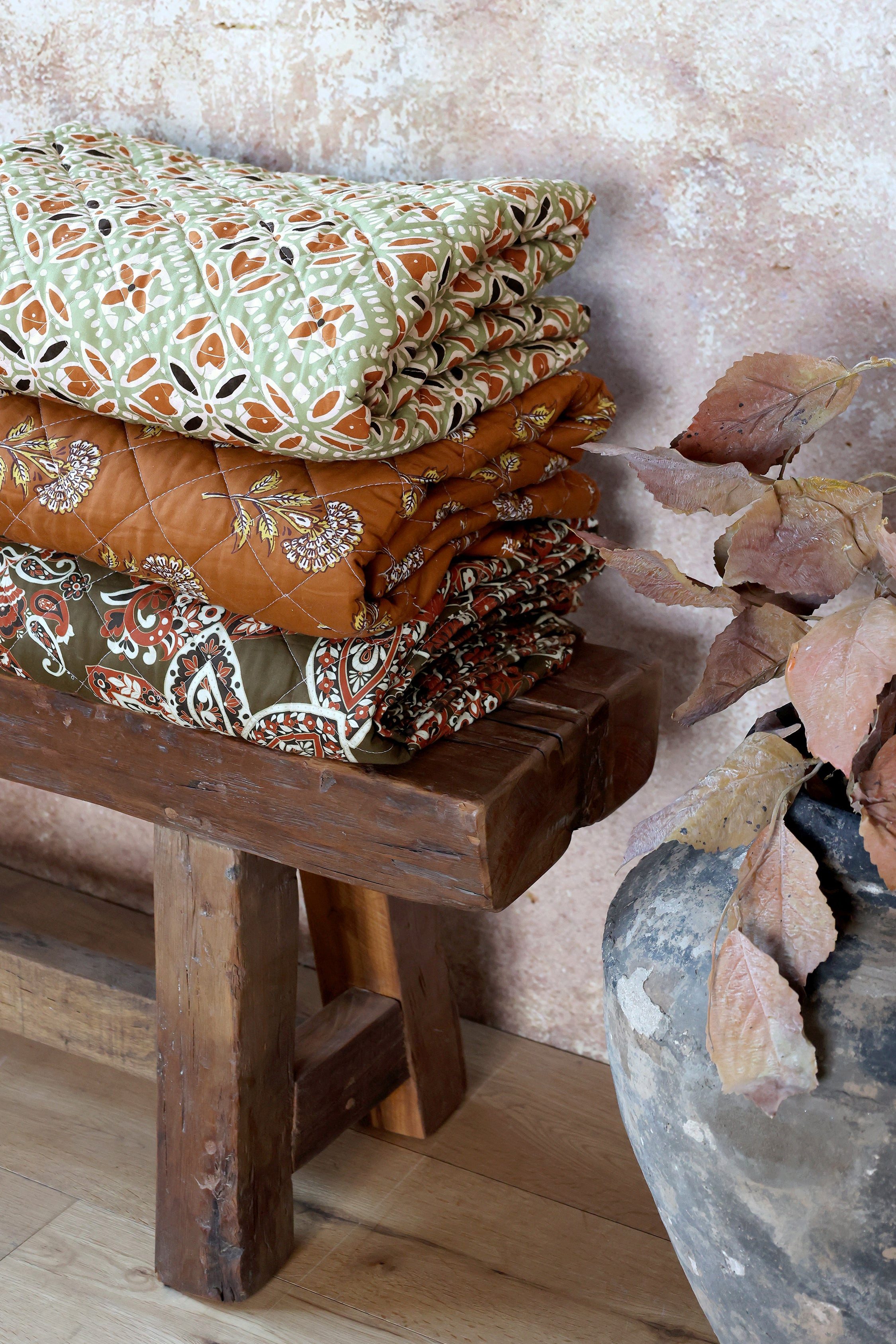 Chic Antique Tagesdecke Chic Antique Aix Quilt mit Paisley Motiv