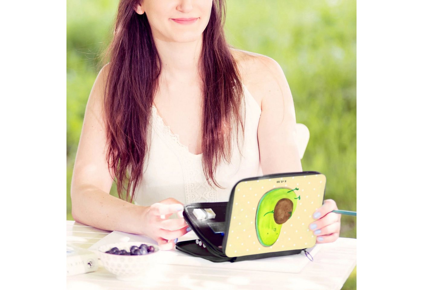 Thumbnail - Mr. & Mrs. Panda Federmäppchen Avocado Pfeifen - Gelb Pastell - Geschenk, Abnehmen, Stiftetasche, Di, (Packung, 1-tlg., ...